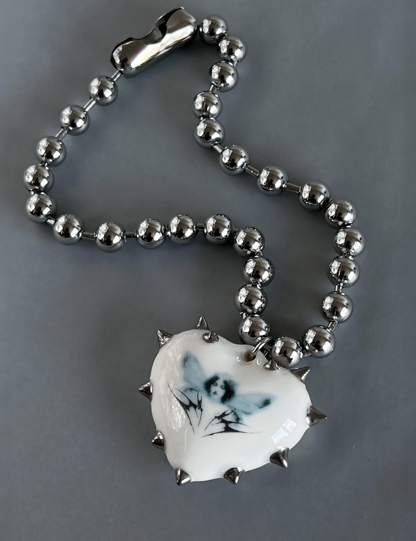 Queen of Thornes Necklace-54.43_20.30-APOC STORE