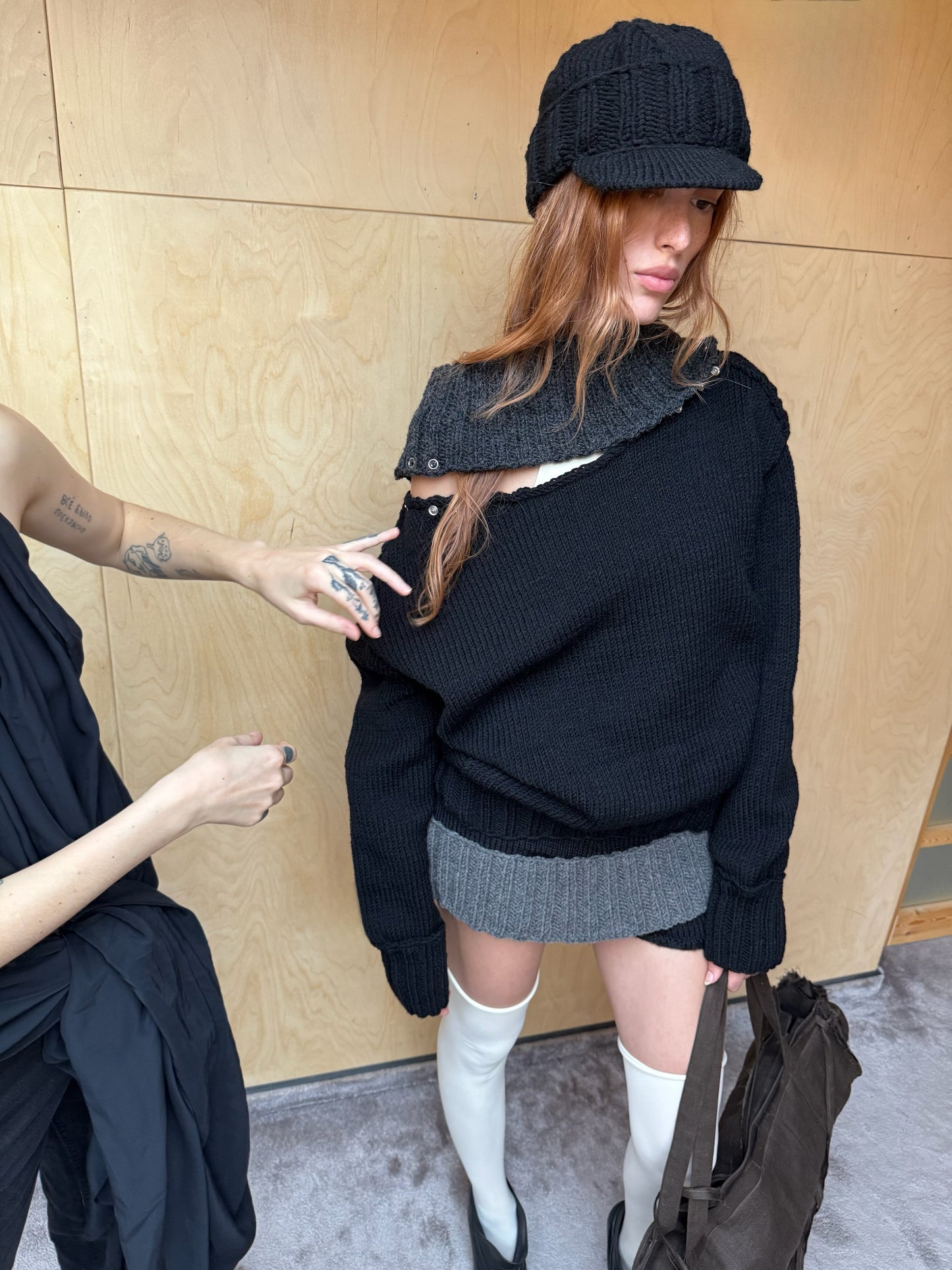 “Chunky sweater” in Black-V4K-APOC STORE