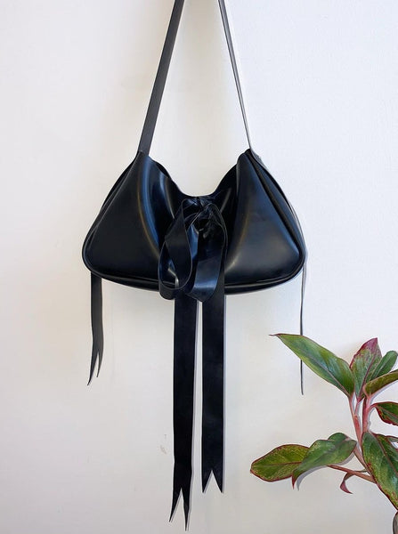 forbitches BOW BAG バッグ リボン型 ブラック ForBitches Bow shaped bag - Black - Women | 22WFBBO036PEWEE