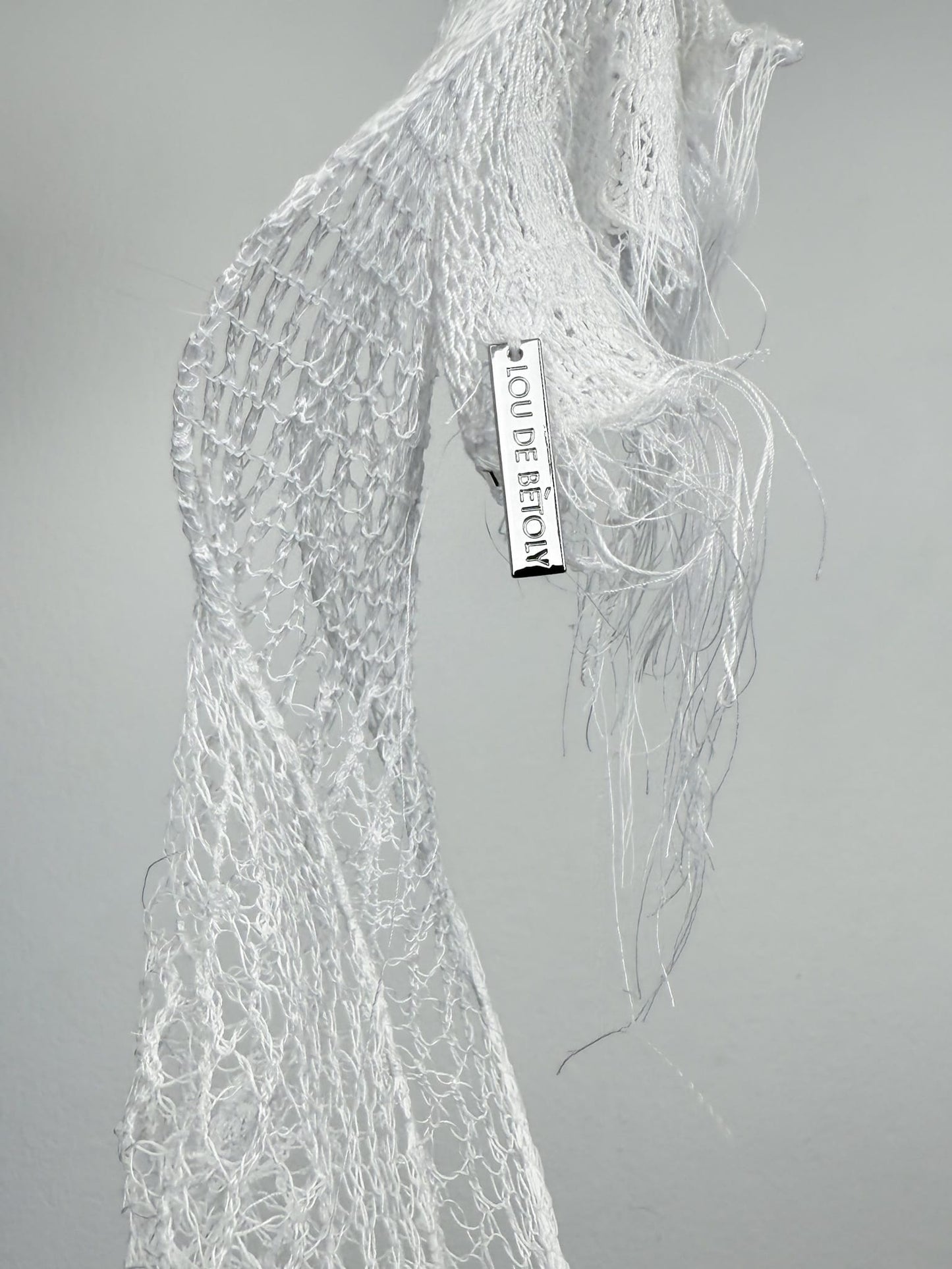 KNITTED BOW HAIR CLIP WHITE-Lou de Bètoly-APOC STORE