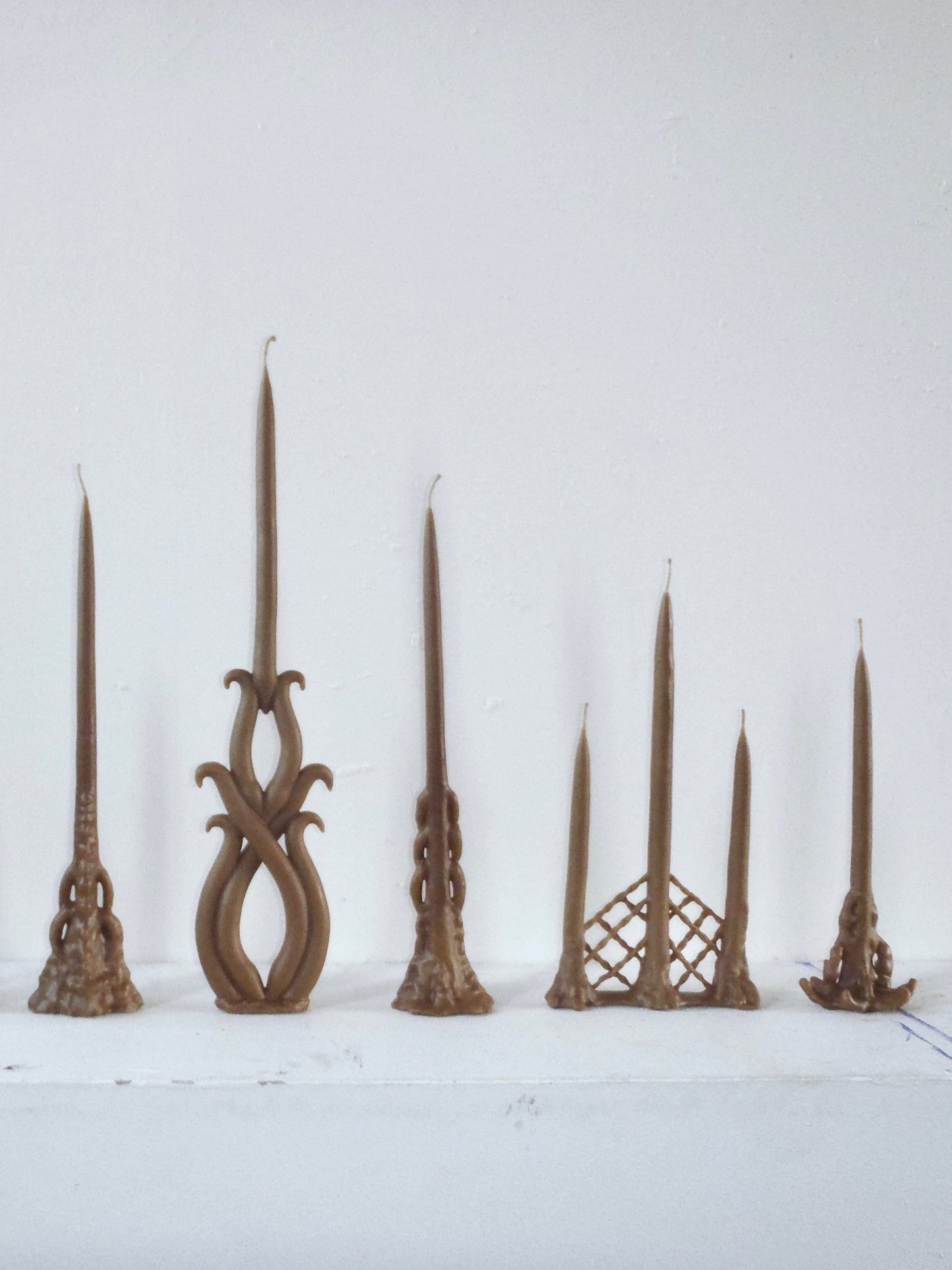 lilac candle-Ola Lewczyk-APOC STORE
