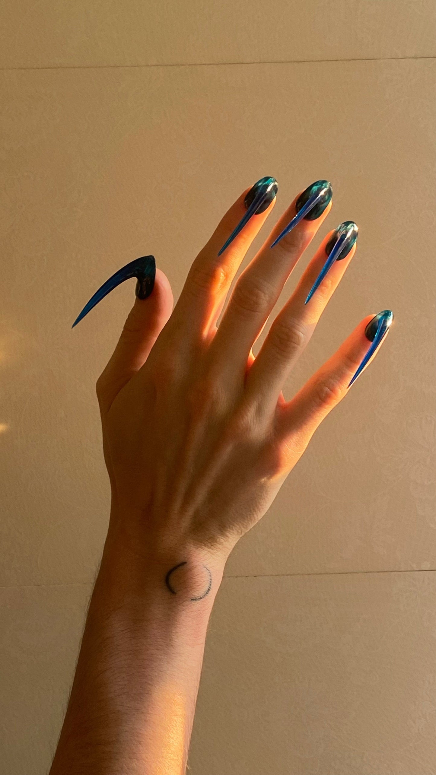 Blue Reverse Nail Set-Texto Dallas-APOC STORE