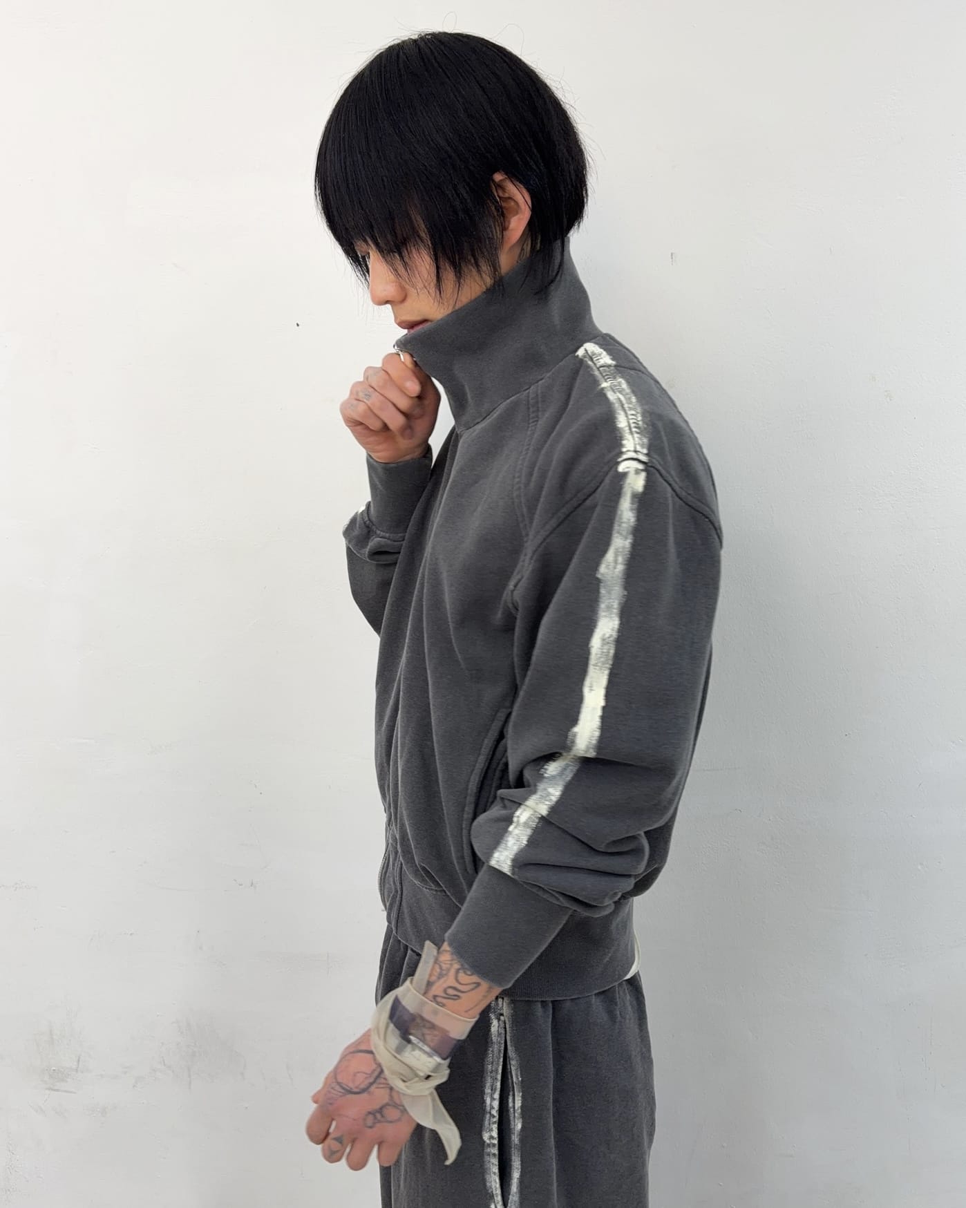 Painted Track Zip-up (Charcoal)-EGNARTS-APOC STORE