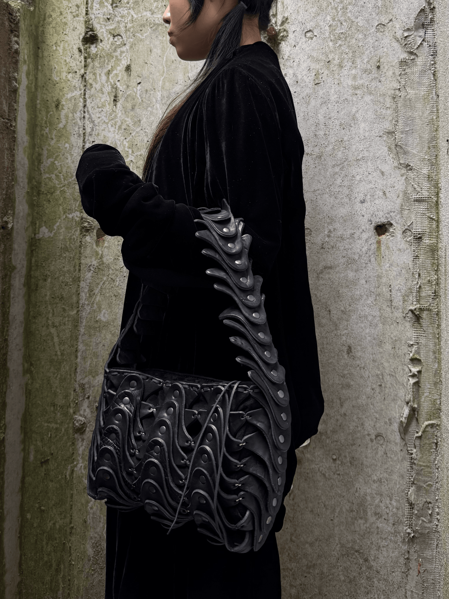 CENTIPEDE BAG BLACK-GRECO-APOC STORE