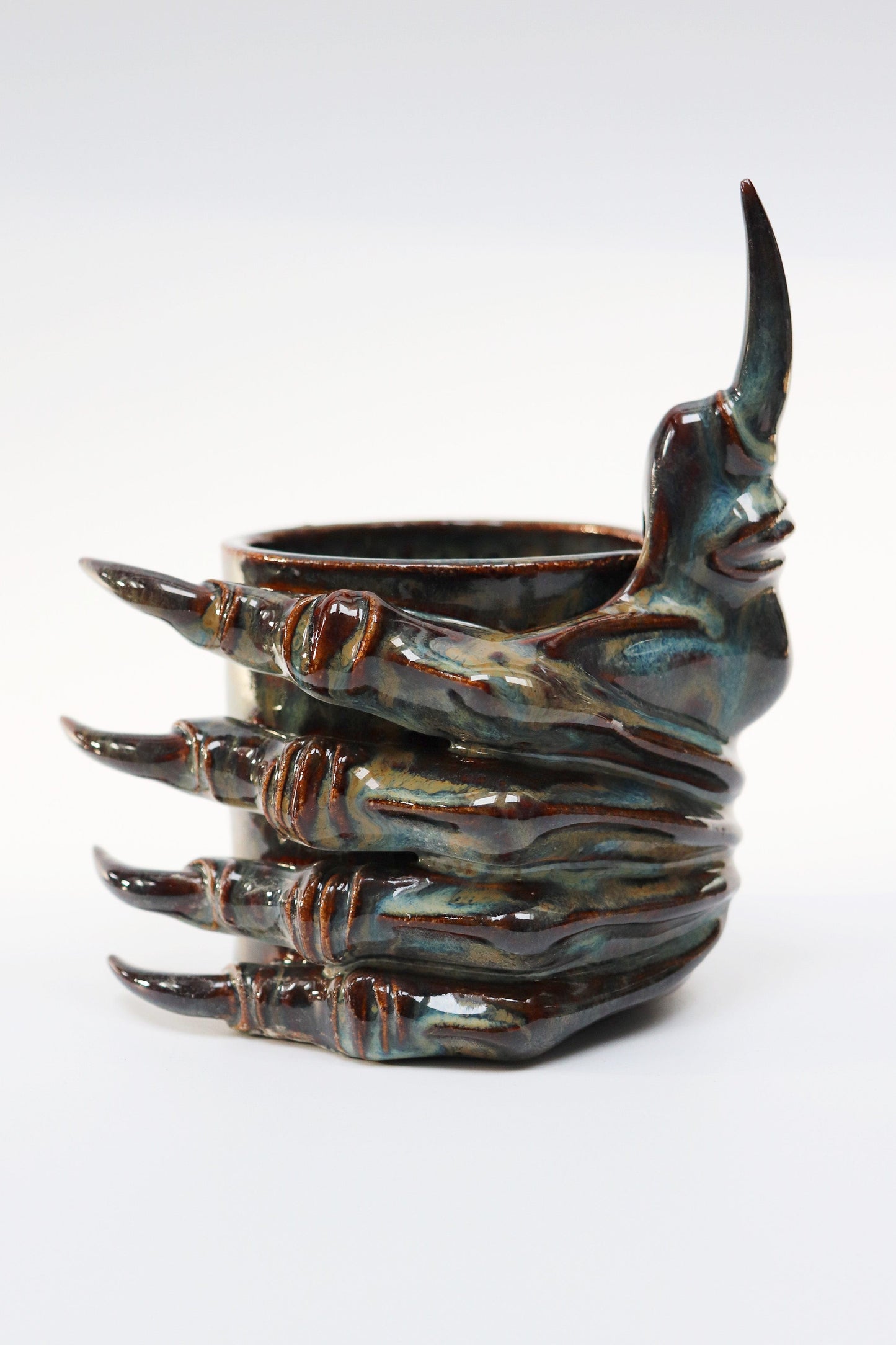 Bluish Brown Monstrous Cups & Plate-Naomi Gilon-APOC STORE