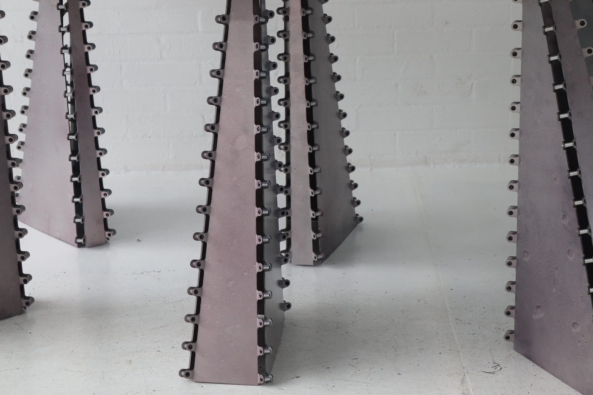936 Rivets - Table