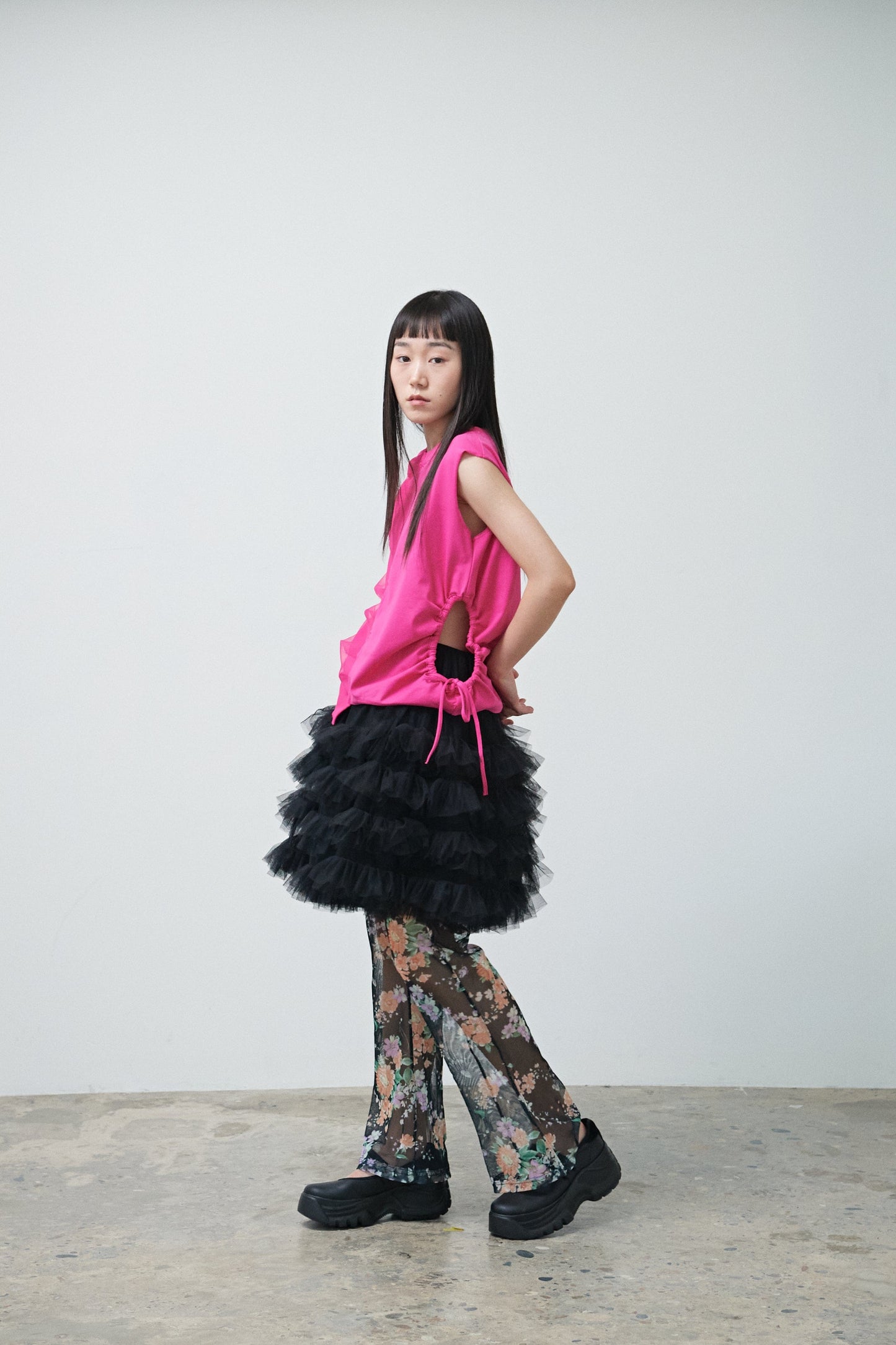 HALF SHA VEST PINK-SAENGIN STUDIOS-APOC STORE