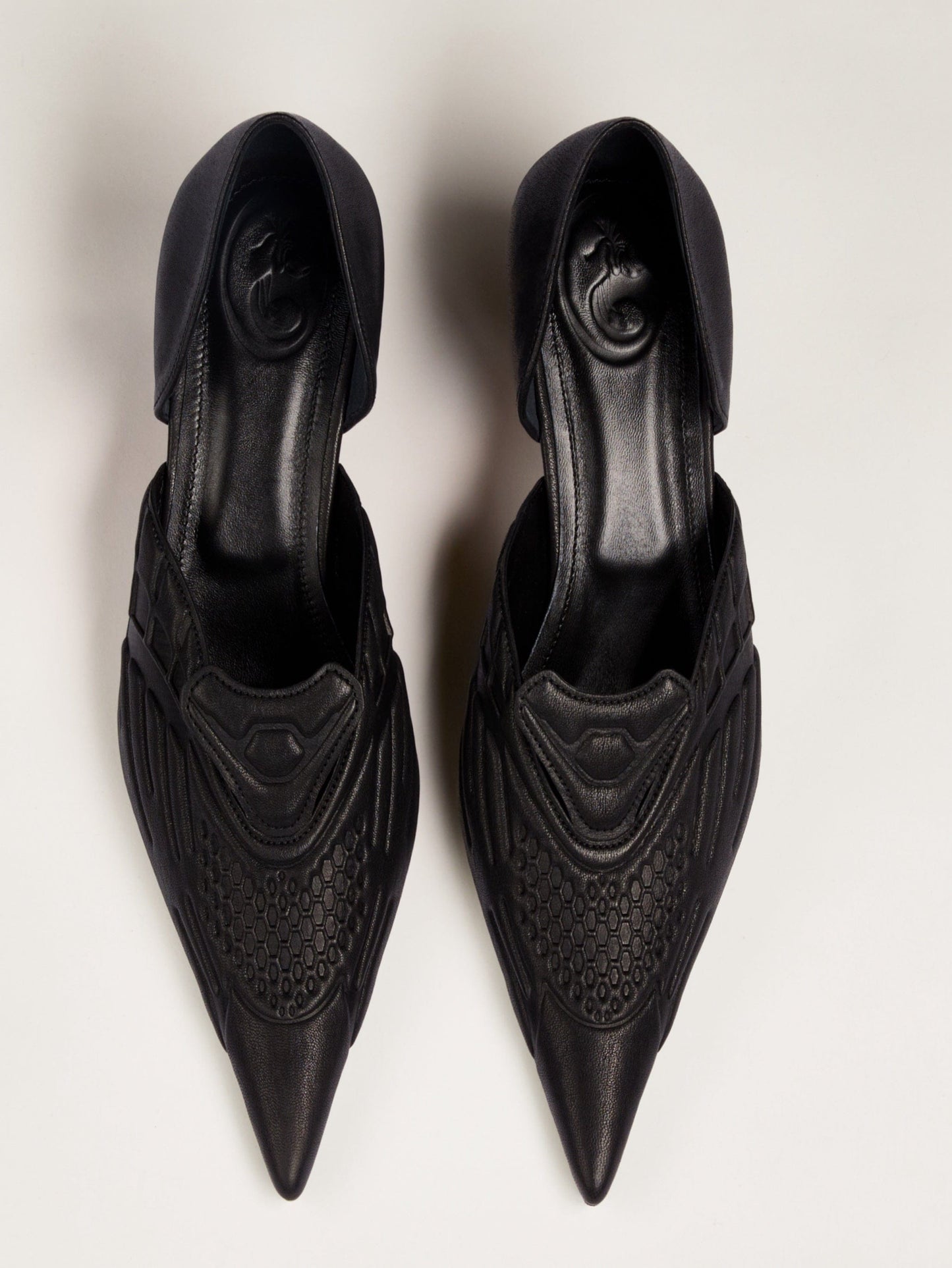 VCRN D'ORSAY PUMPS BLACK-Invasive Modification-APOC STORE