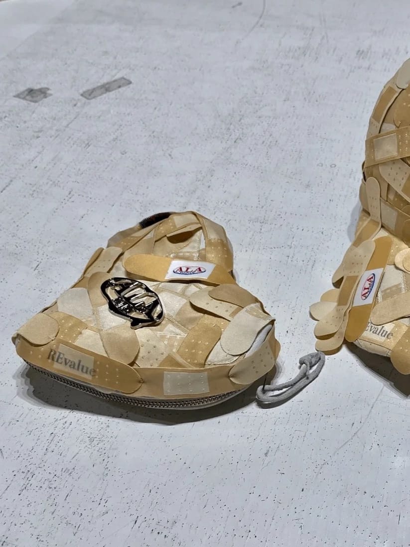 Band-aids heart-ALA TIANAN-APOC STORE