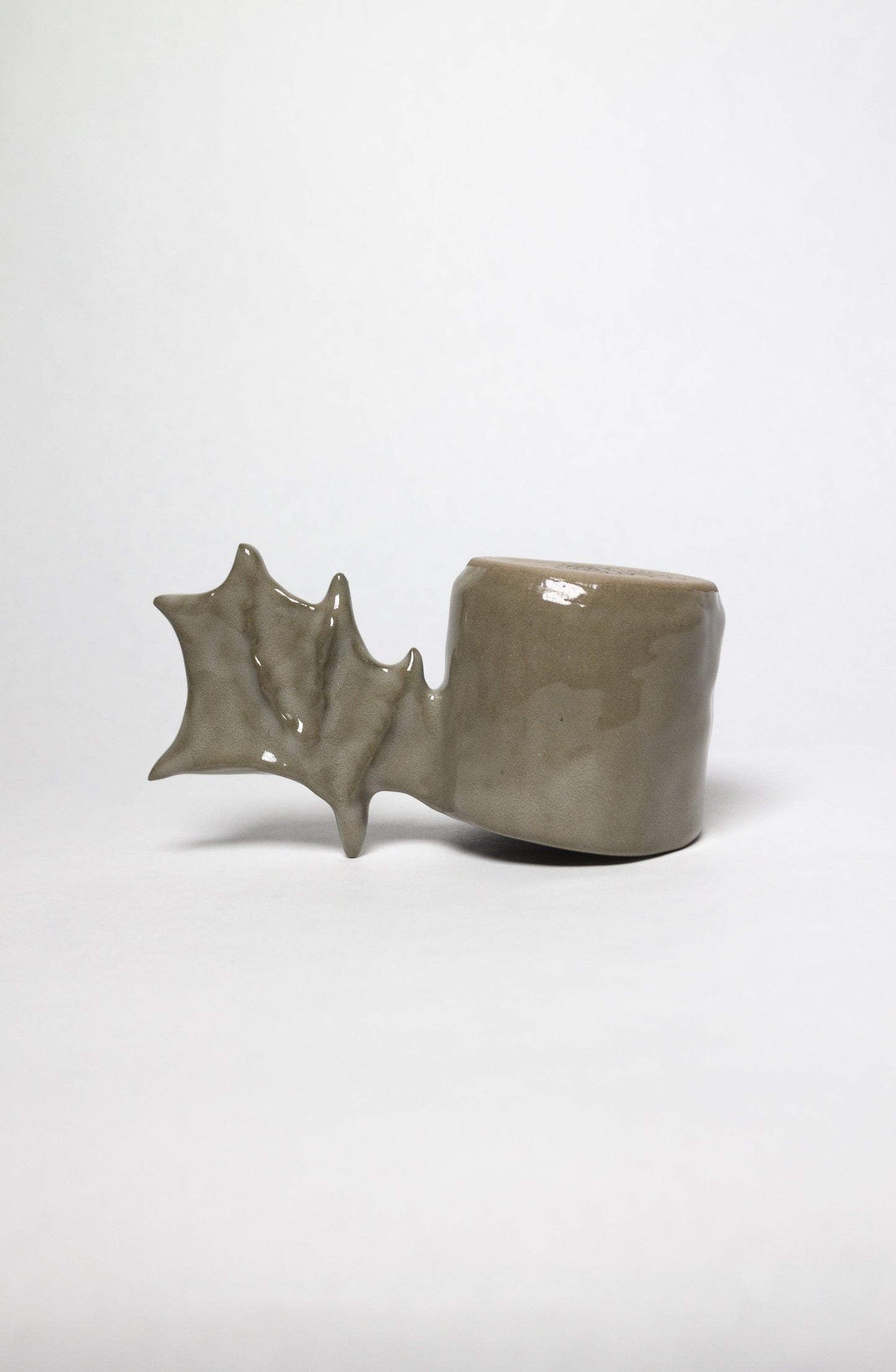 Bat mug-Cléo SJölander-APOC STORE