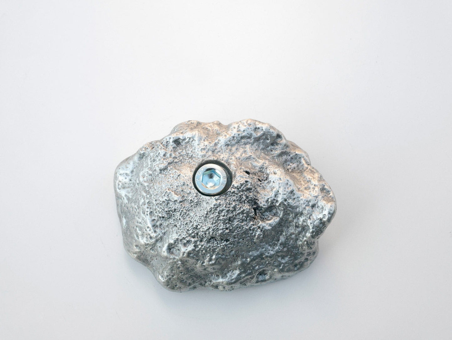 Set of 6 Aluminum Climbing Holds 1-Elissa Lacoste-APOC STORE