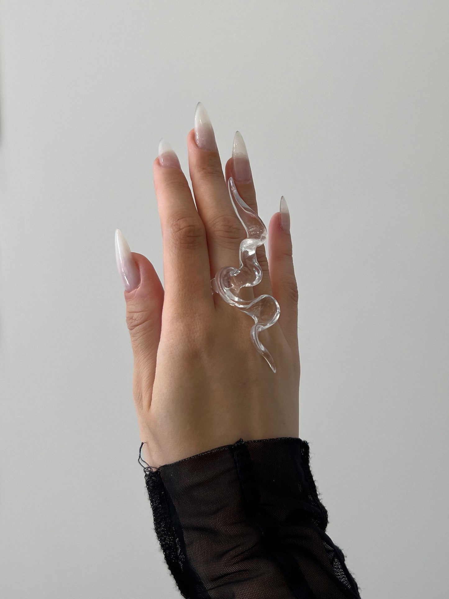 Transparent Shape M-WHYNOEN-APOC STORE