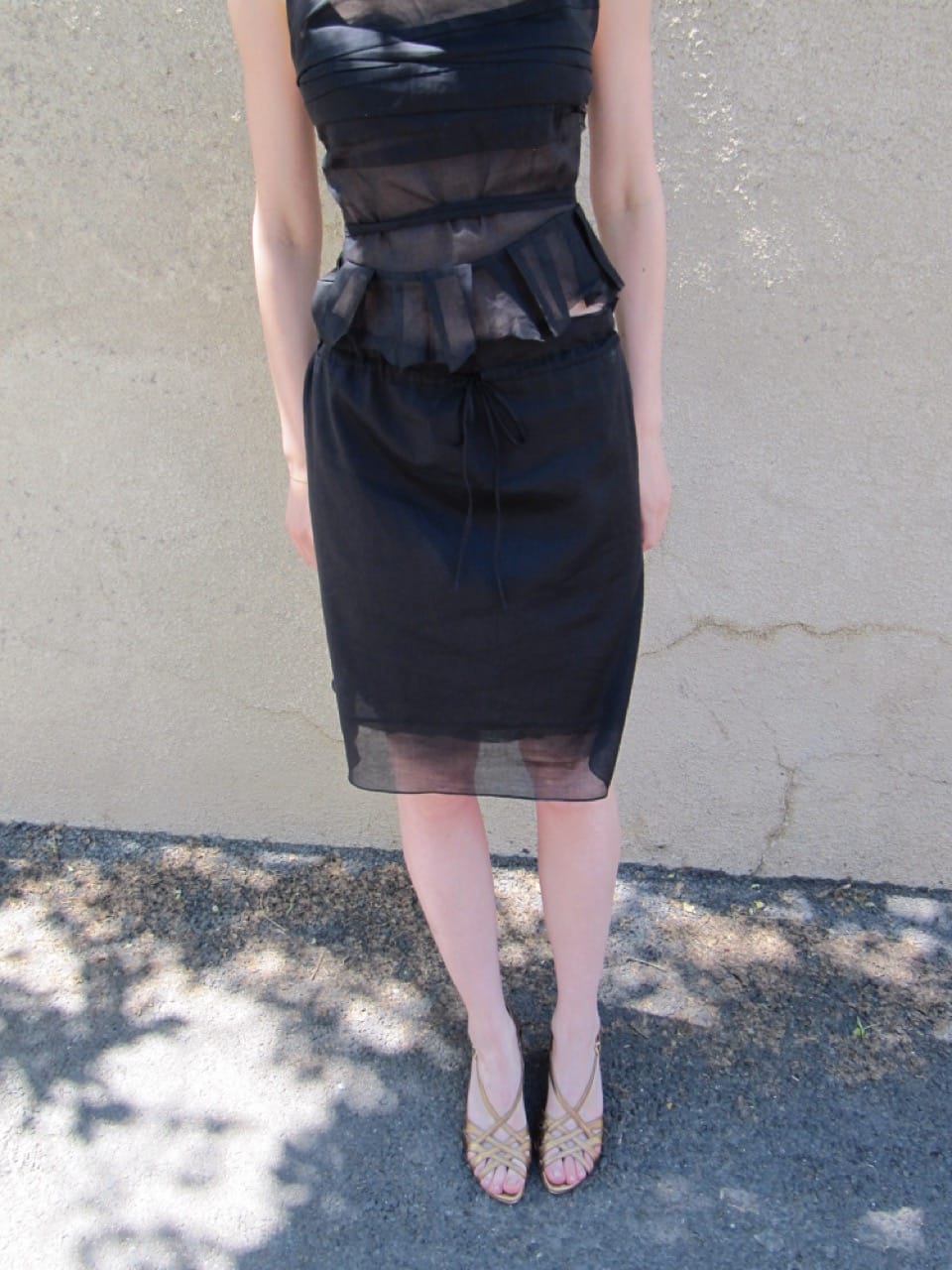Knee-skirt Petal in Black-V4K-APOC STORE