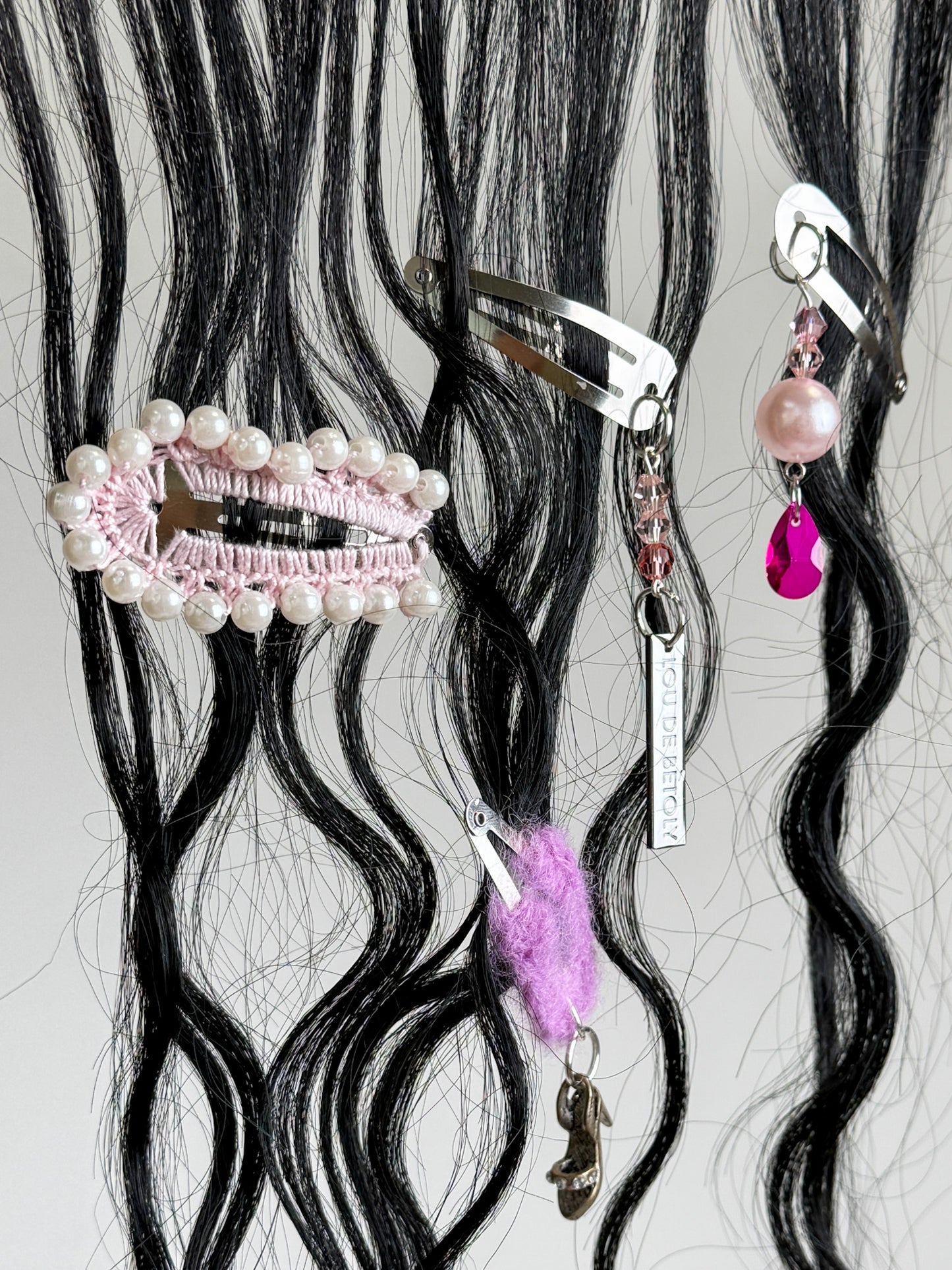 SET OF 4 HAIR CLIPS-Lou de Bètoly-APOC STORE