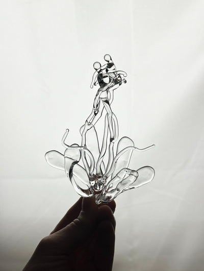 Kiss Study 001-CLARASWEARS-APOC STORE