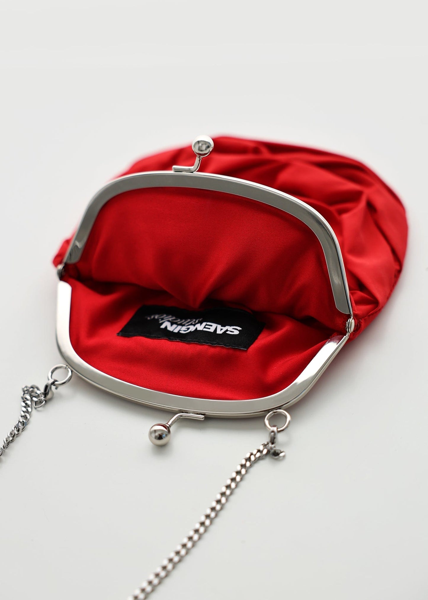 ROSE DISCORD CHAIN BAG RED-SAENGIN STUDIOS-APOC STORE