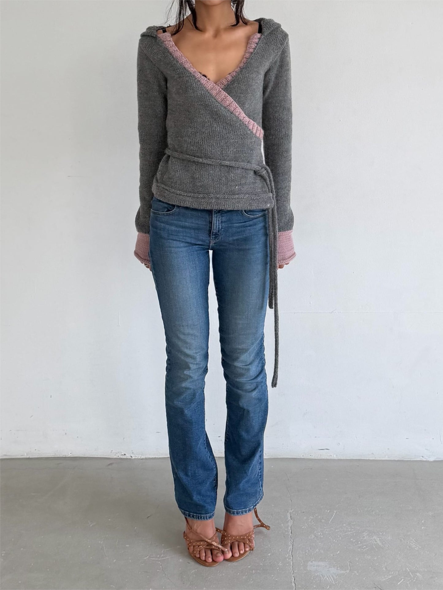 Cardigan “Embrace” Grey-V4K-APOC STORE
