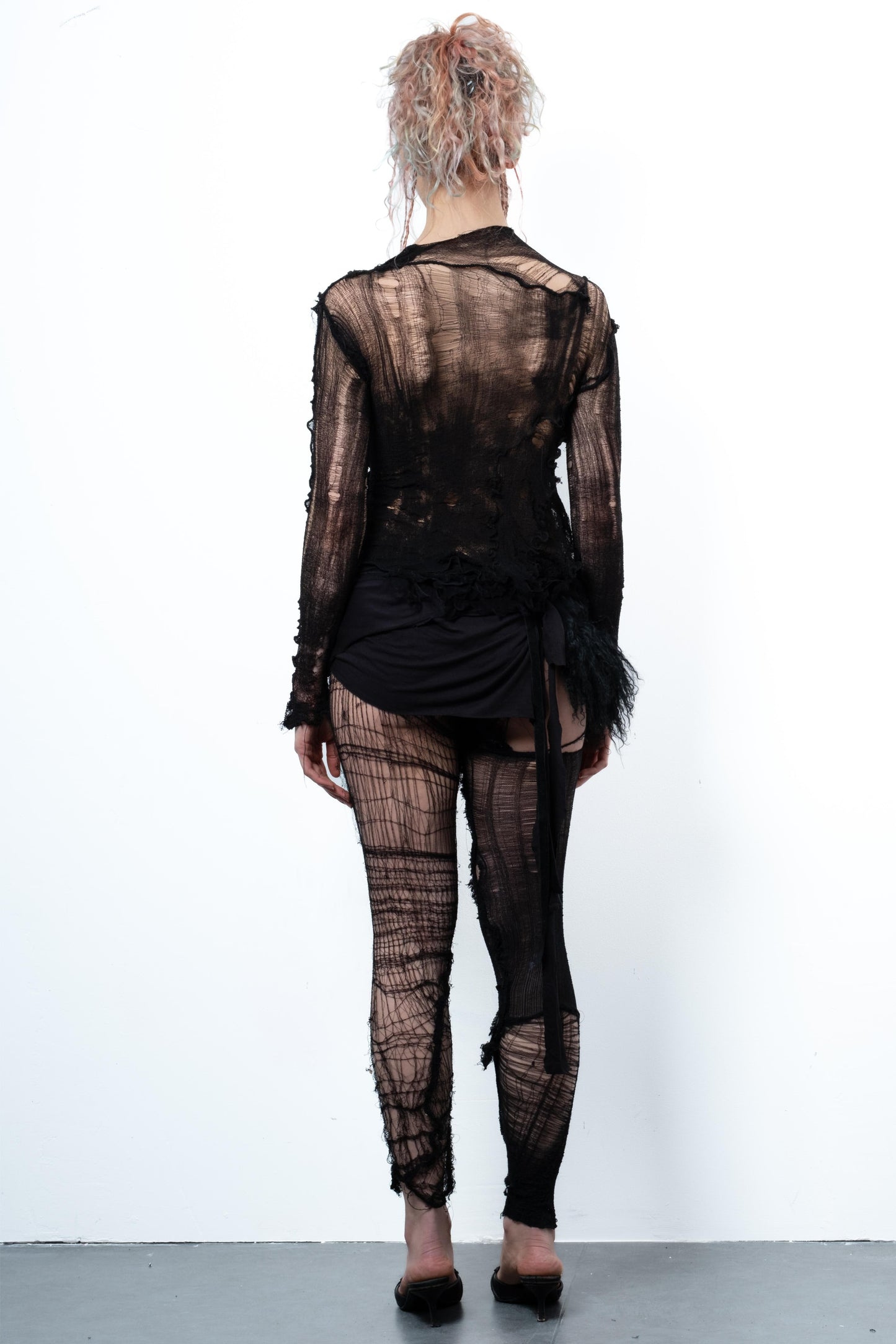 DISTRESSED BLACK TOP LONG SLEEVE-VÊTEMENT FRAGILE-APOC STORE