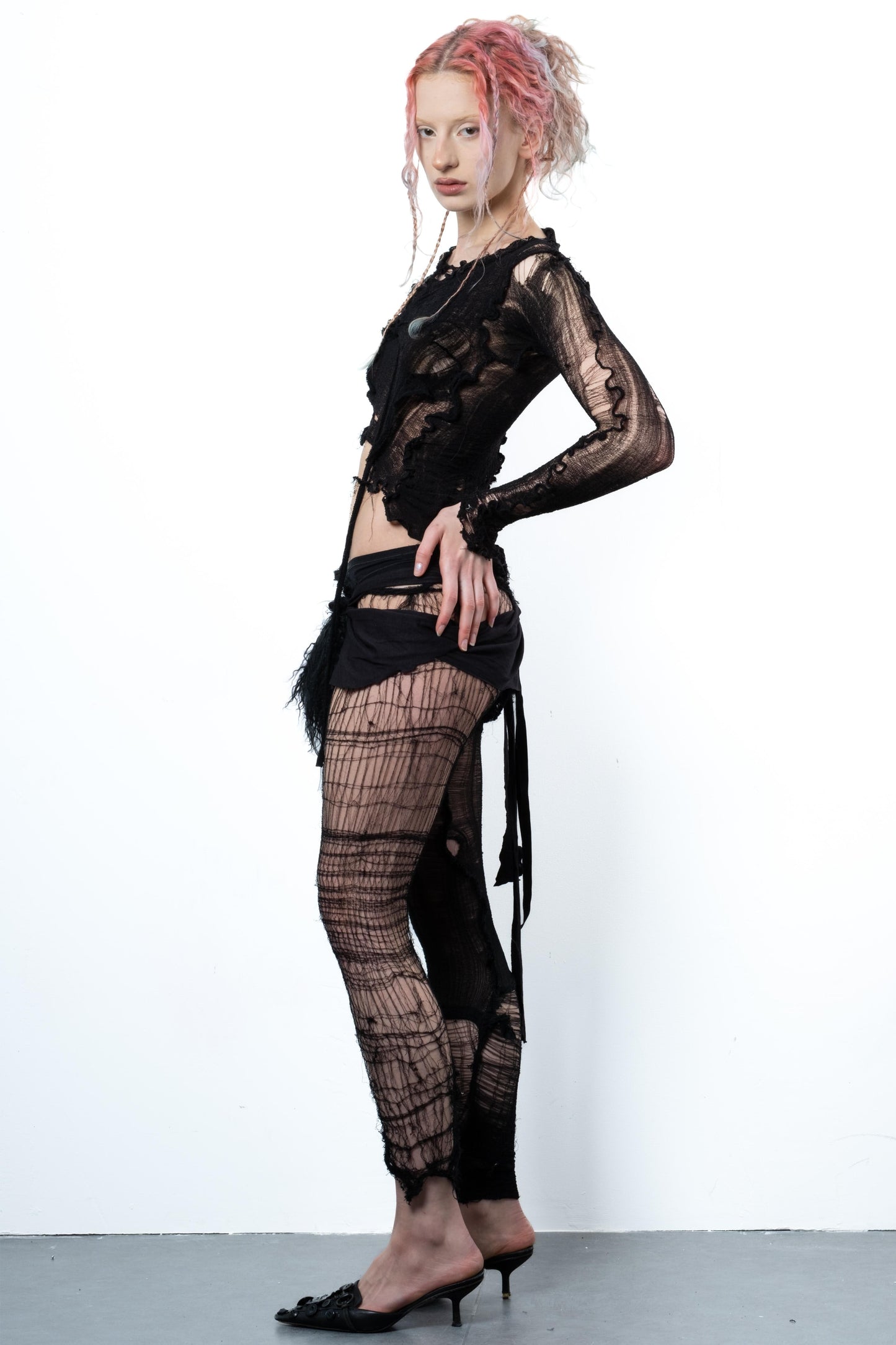 DISTRESSED BLACK TOP LONG SLEEVE-VÊTEMENT FRAGILE-APOC STORE