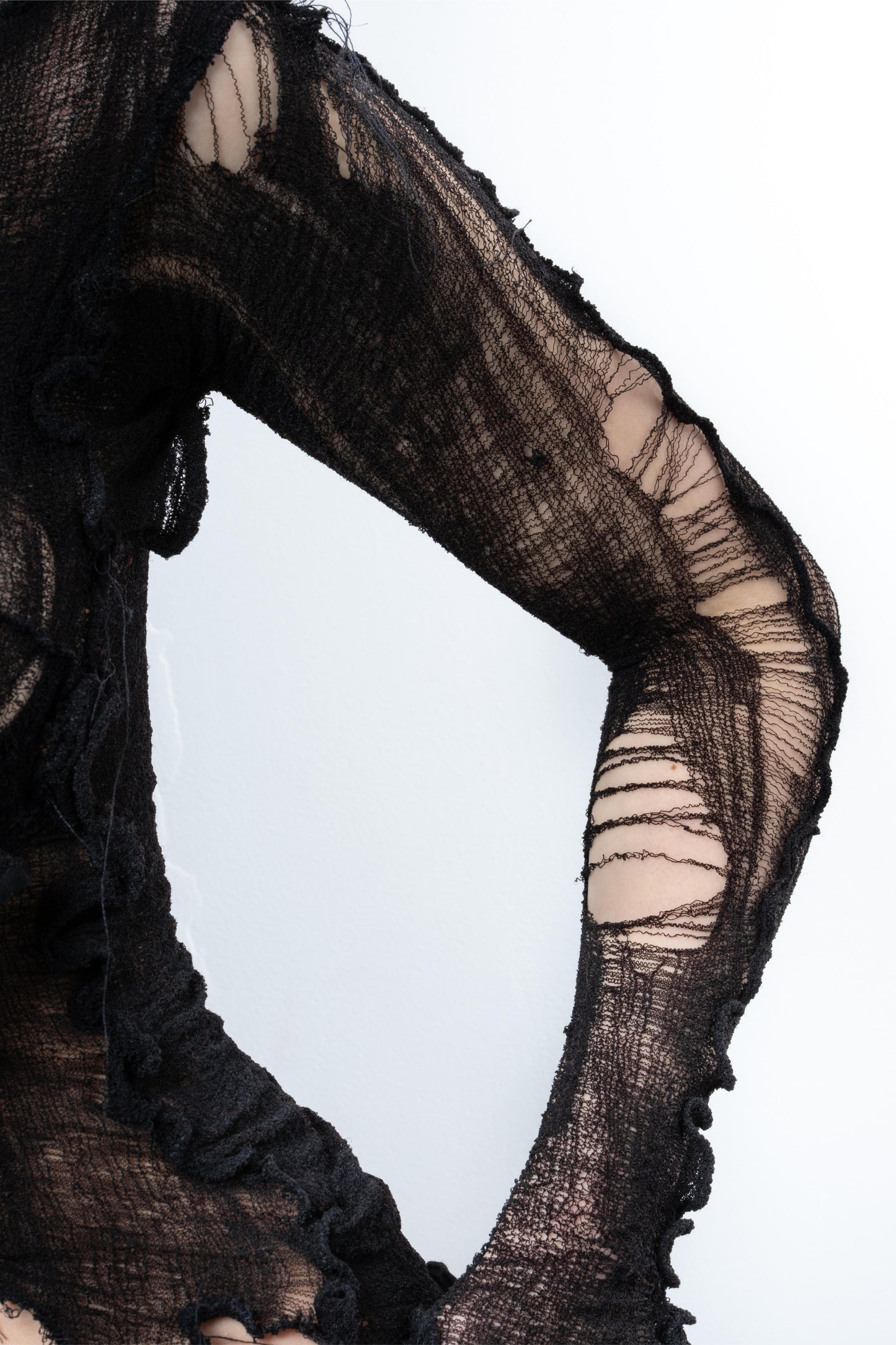 DISTRESSED BLACK TOP LONG SLEEVE-VÊTEMENT FRAGILE-APOC STORE