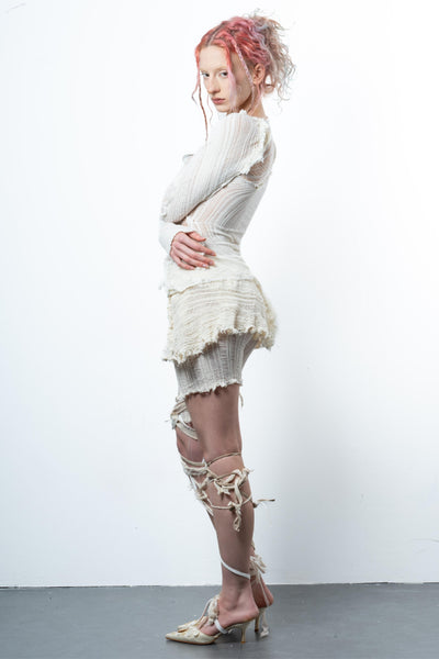 DISTRESSED ASYMETRICAL WHITE TOP LONG SLEEVE-VÊTEMENT FRAGILE-APOC STORE