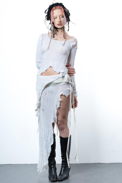 DISTRESSED PURE WHITE TOP LONG SLEEVE-VÊTEMENT FRAGILE-APOC STORE