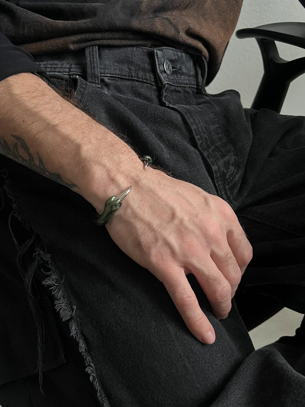 Green bracelet with spikes-CASPER DIY-APOC STORE