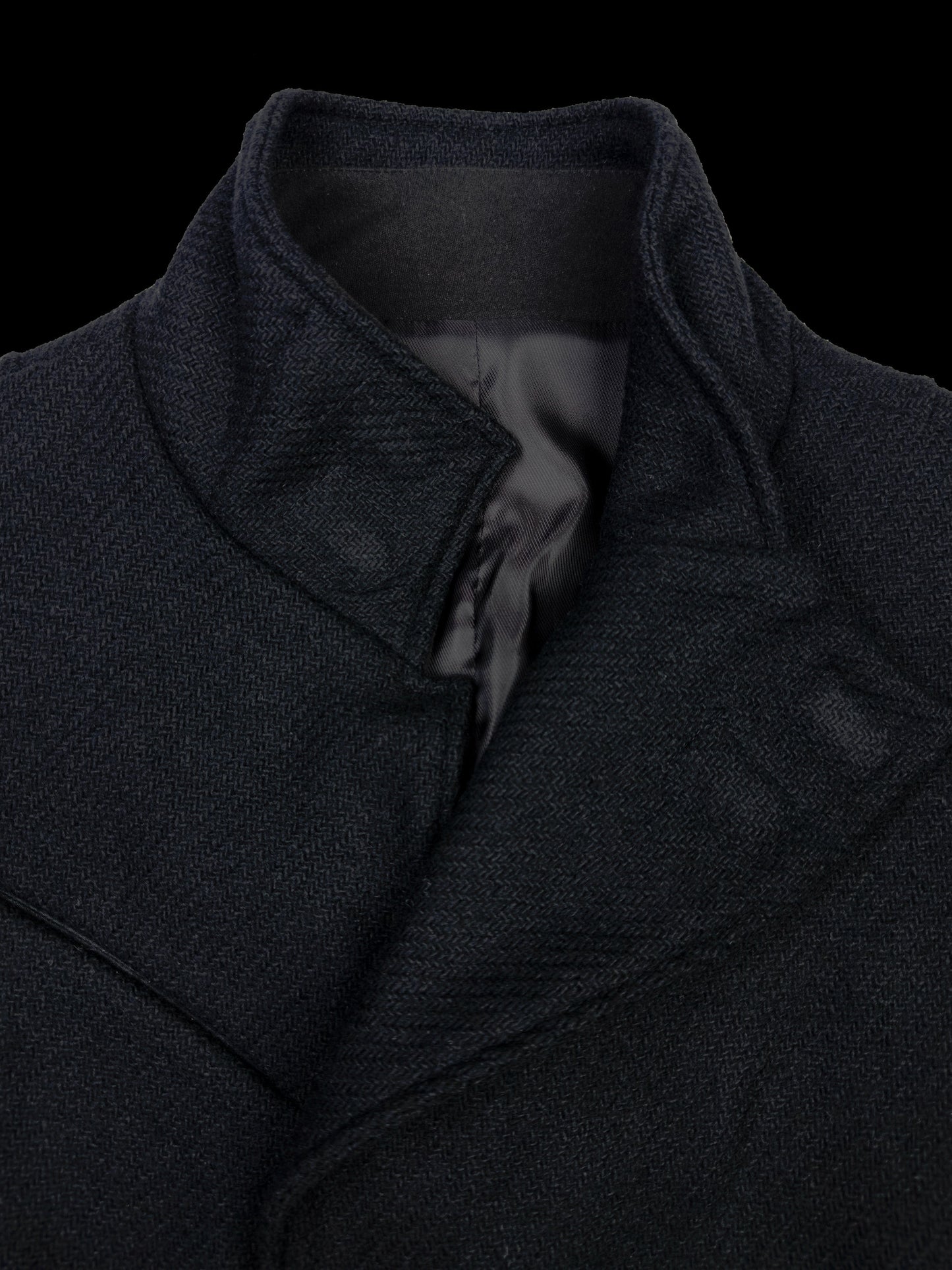 LV.1 Coats X-NOTINLIST-APOC STORE