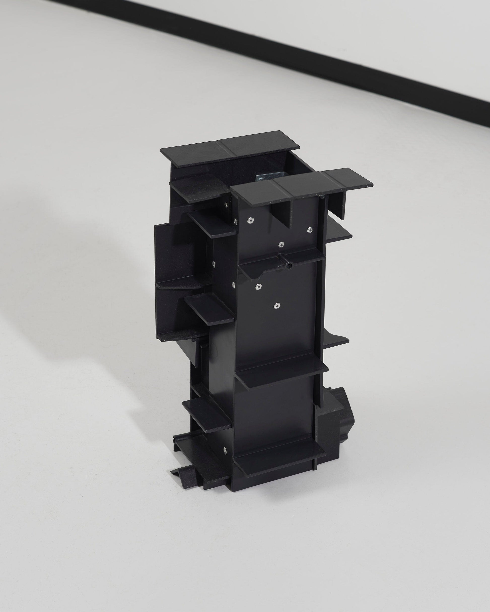 Standing vase-Pierre Castignola-APOC STORE