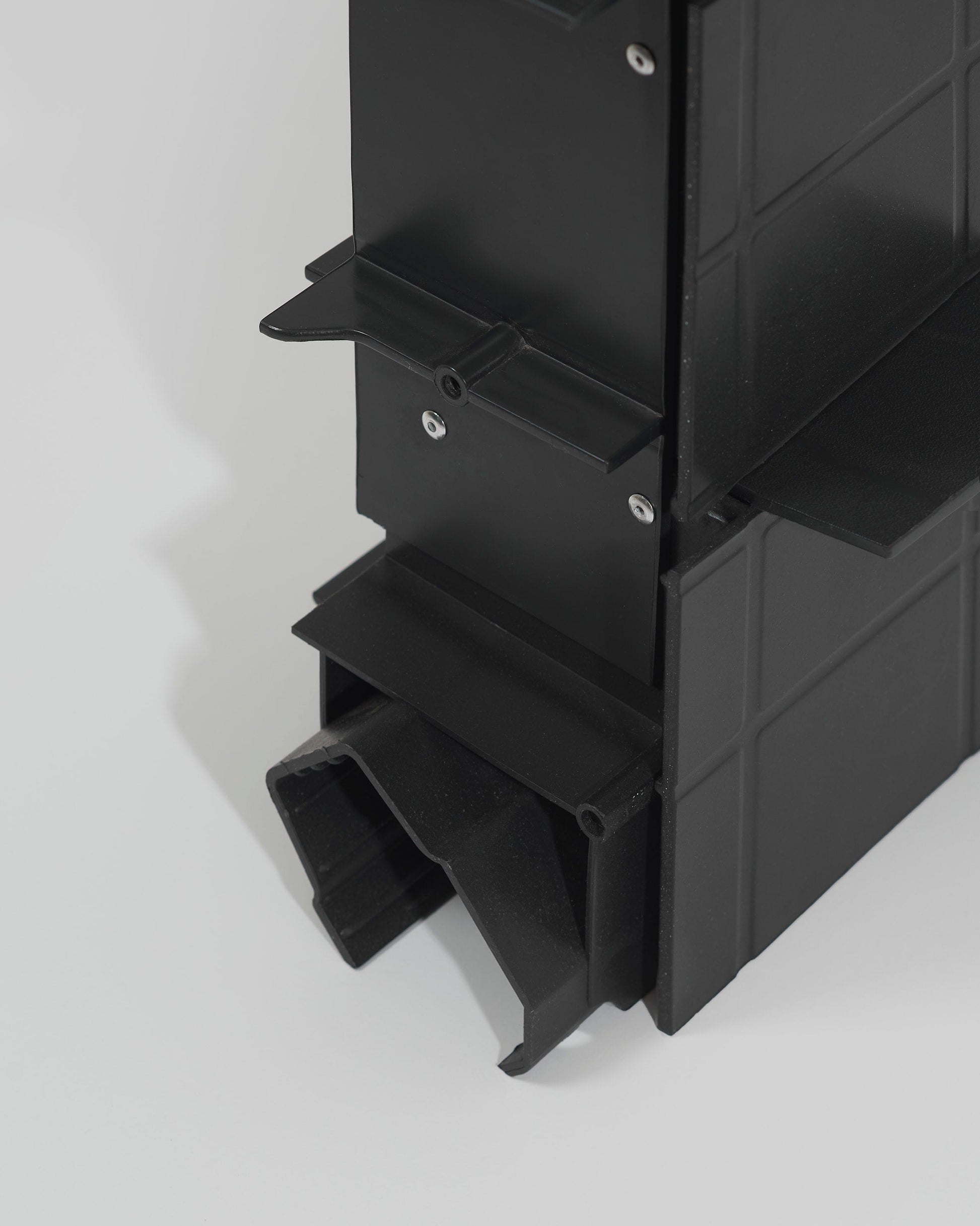 Standing vase-Pierre Castignola-APOC STORE