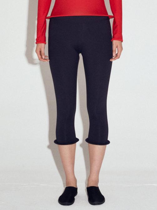 Wired hem basic leggings in Black-Sun Woo-APOC STORE