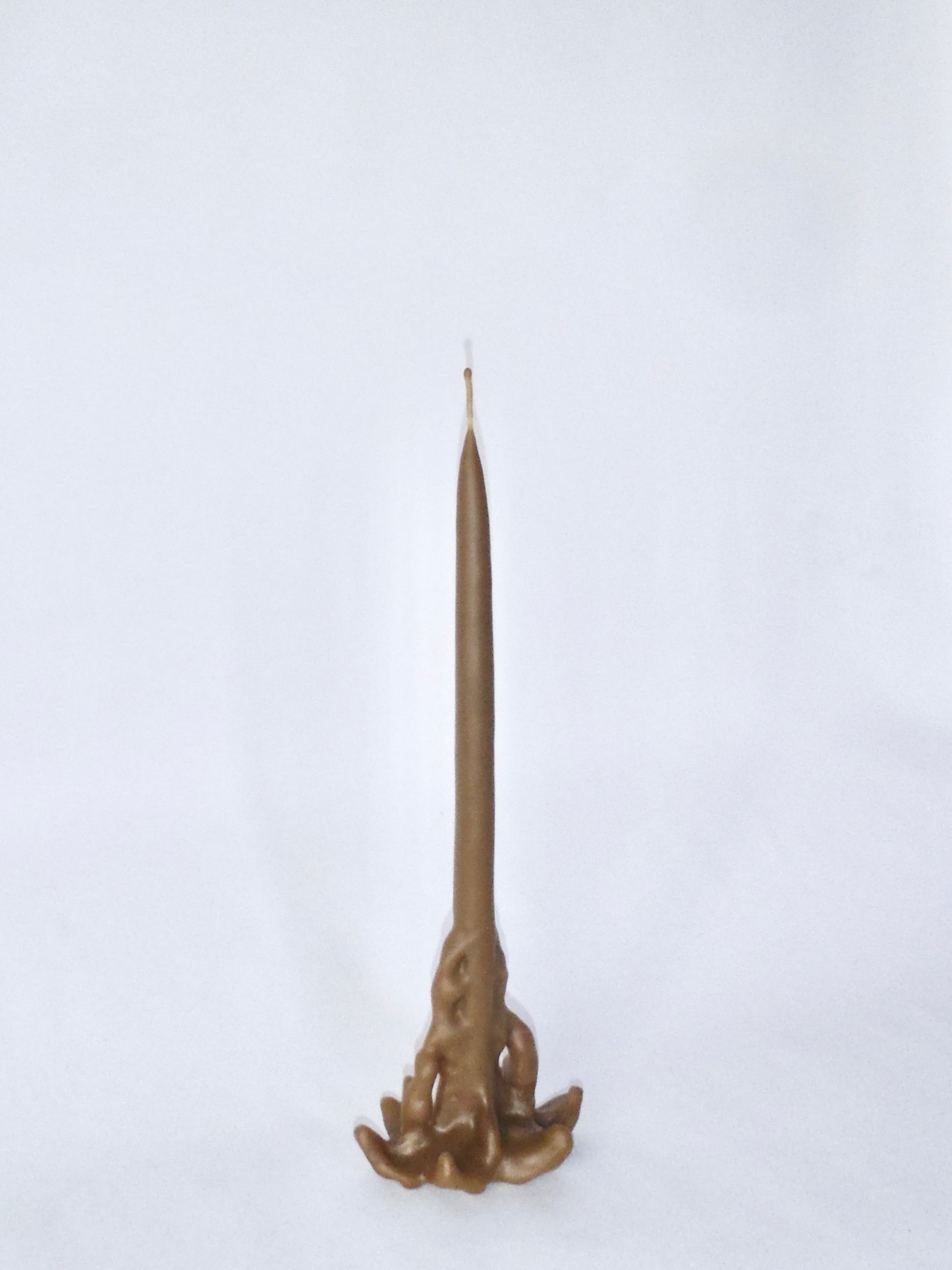 lilac candle-Ola Lewczyk-APOC STORE