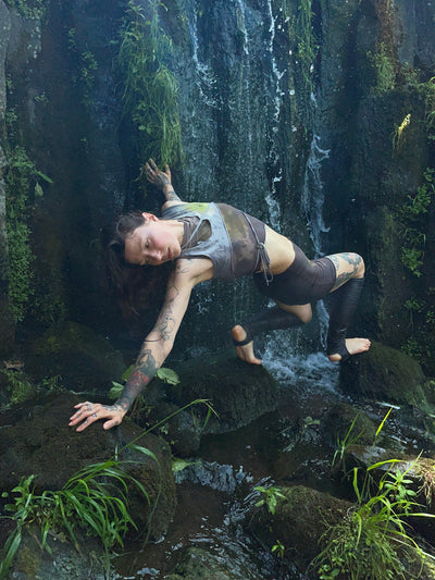 waterfall layered top-Snake Divine-APOC STORE