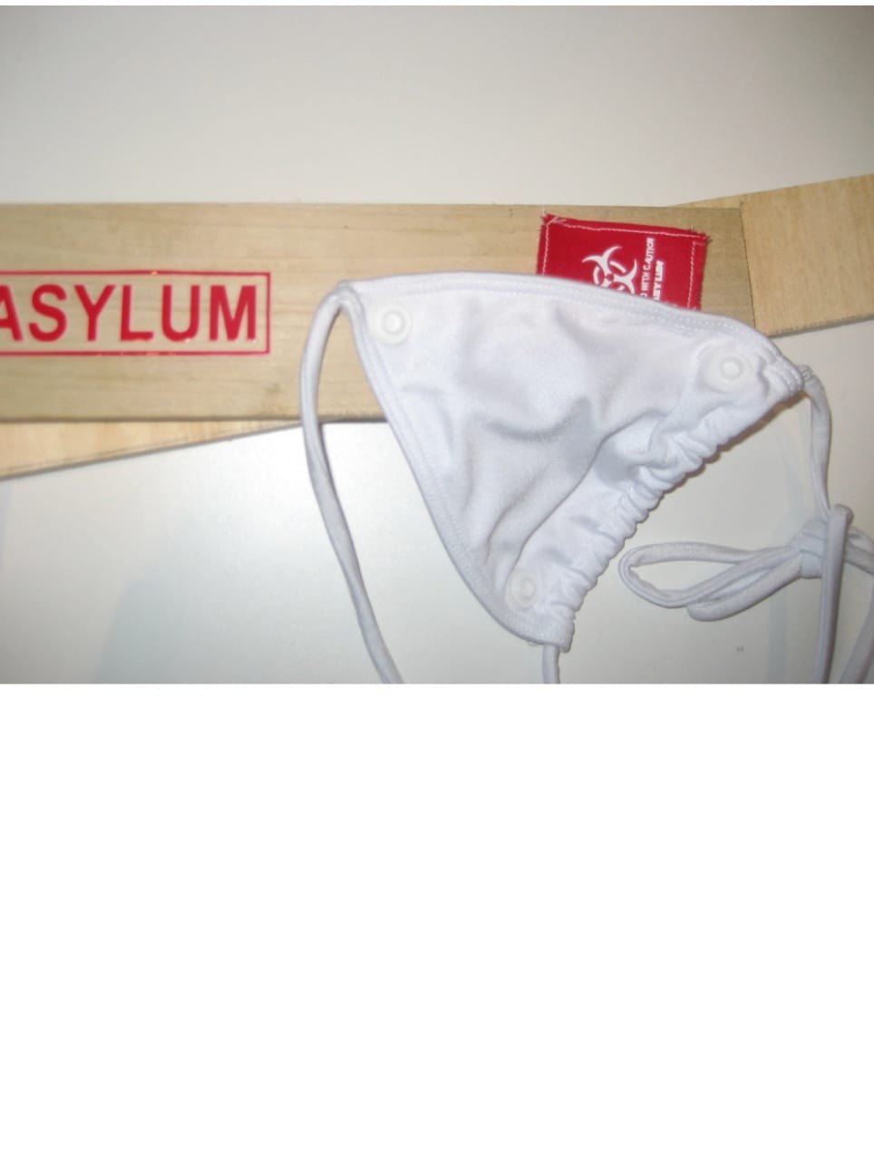 PULSE TOP WHVTE-ASYLUM-APOC STORE