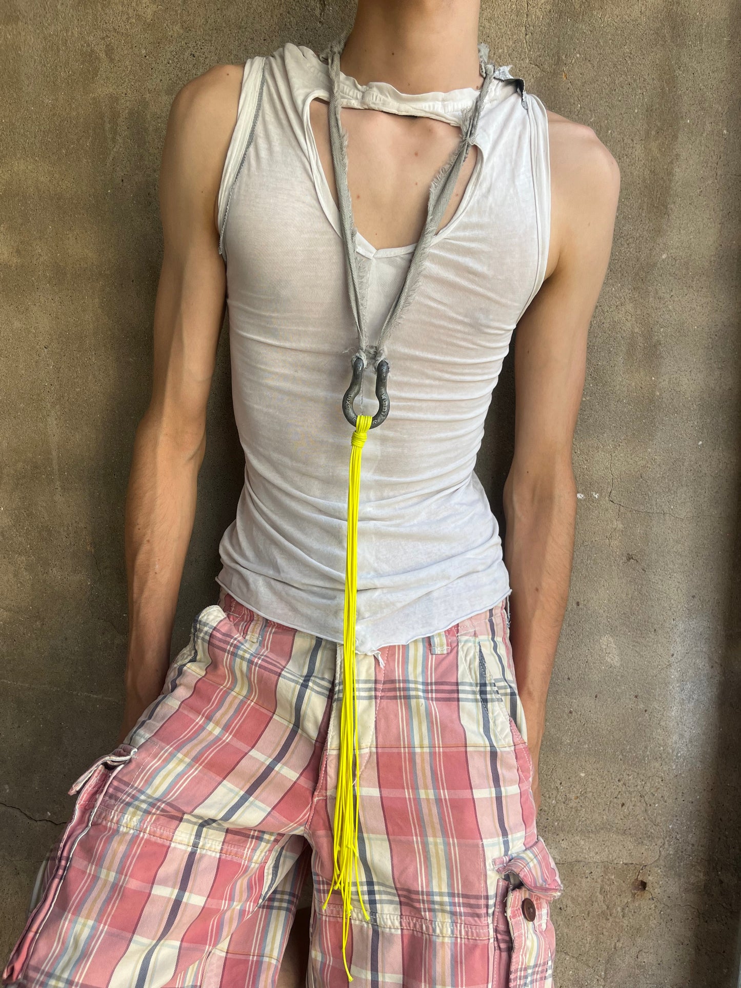 BOW SHACKLE-TÔGENESIS-APOC STORE