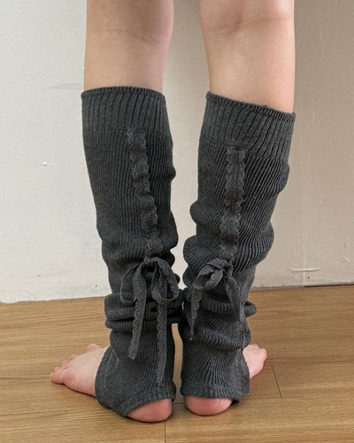 LACE RIBBON LEG WARMER GRAY-SAENGIN STUDIOS-APOC STORE
