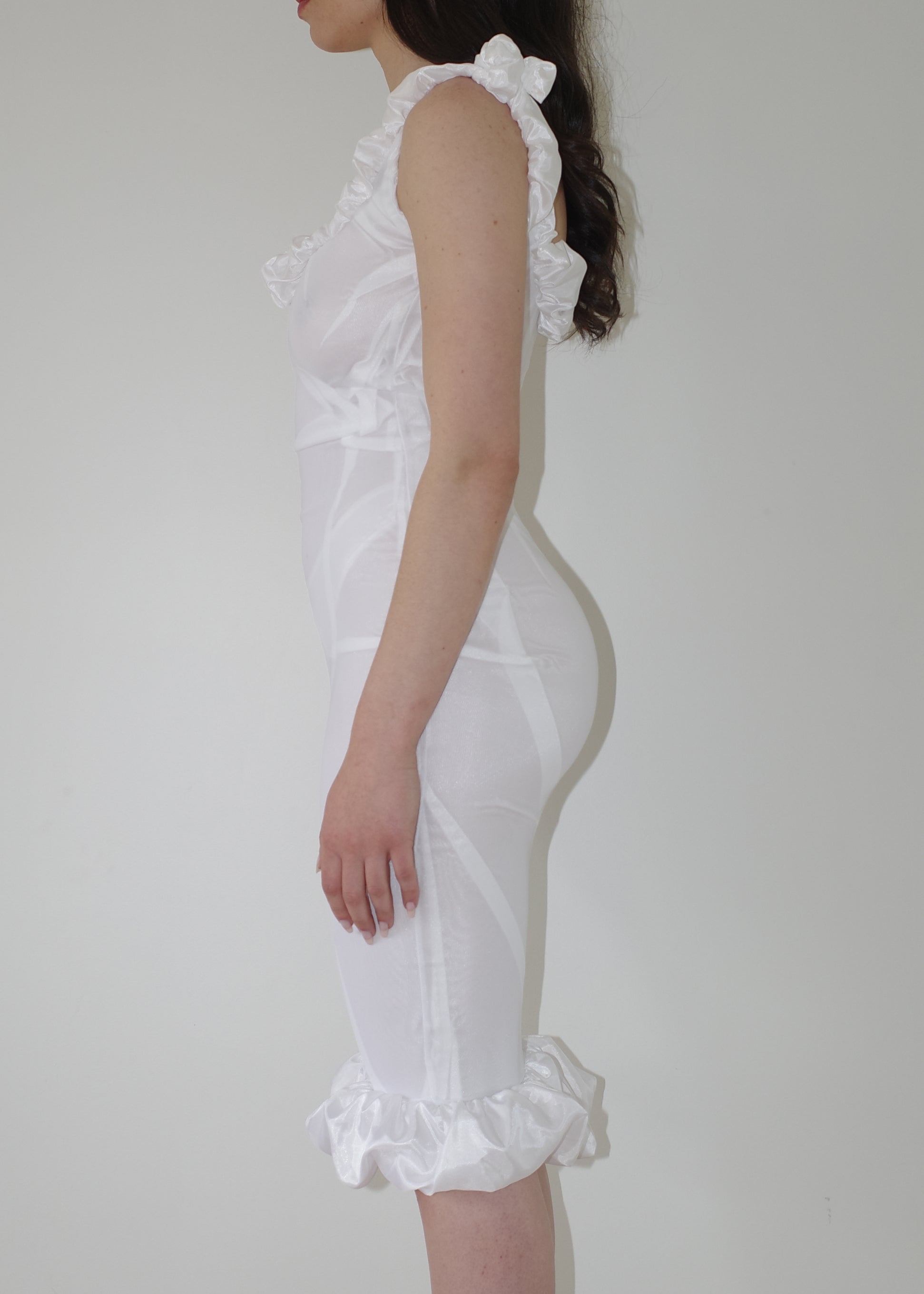 002 Tall - White Rose-Ouse World-APOC STORE