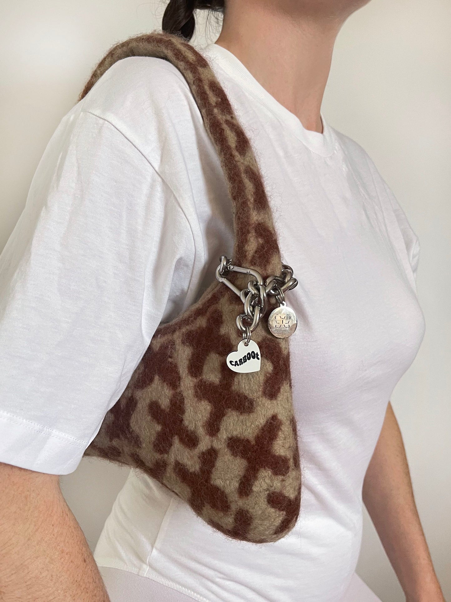 1 of 1 Concave Kisses Bag - Beige / Cho-Carboot-APOC STORE