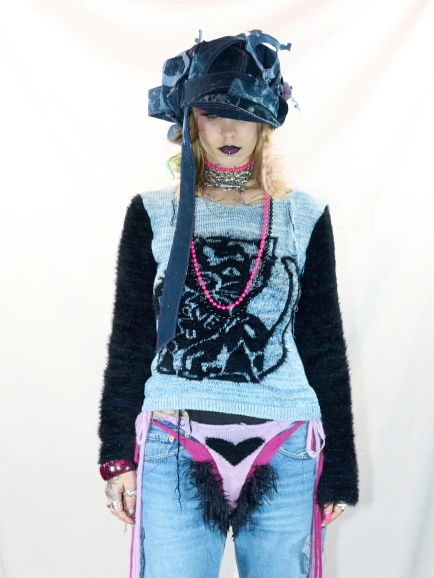 Alfred doesn`t love you jumper-TATi-APOC STORE
