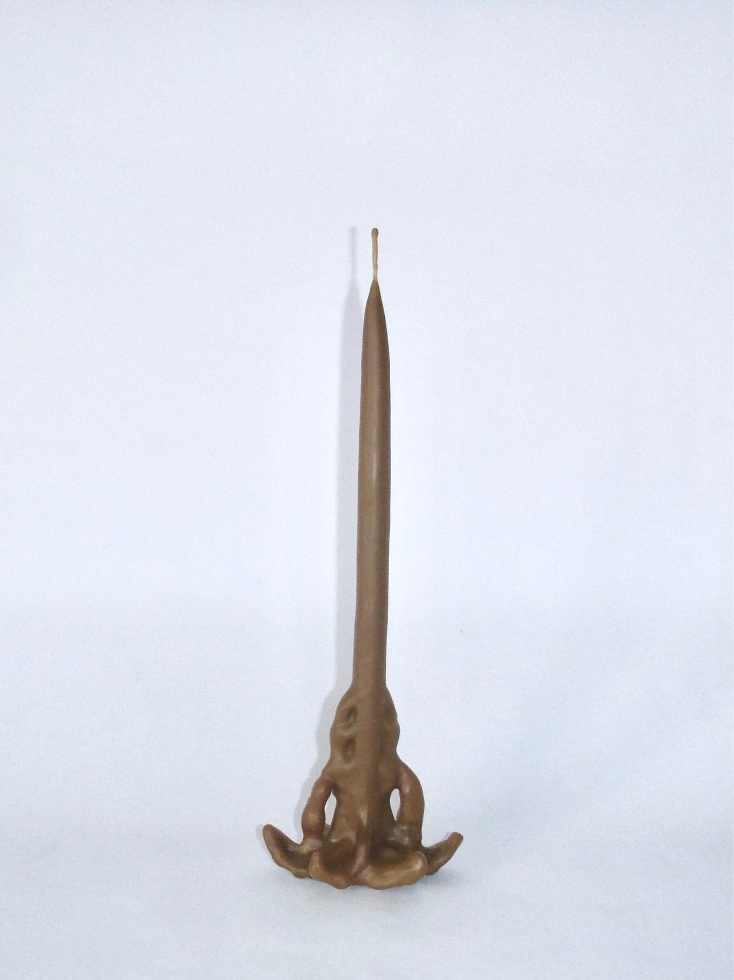 lilac candle-Ola Lewczyk-APOC STORE