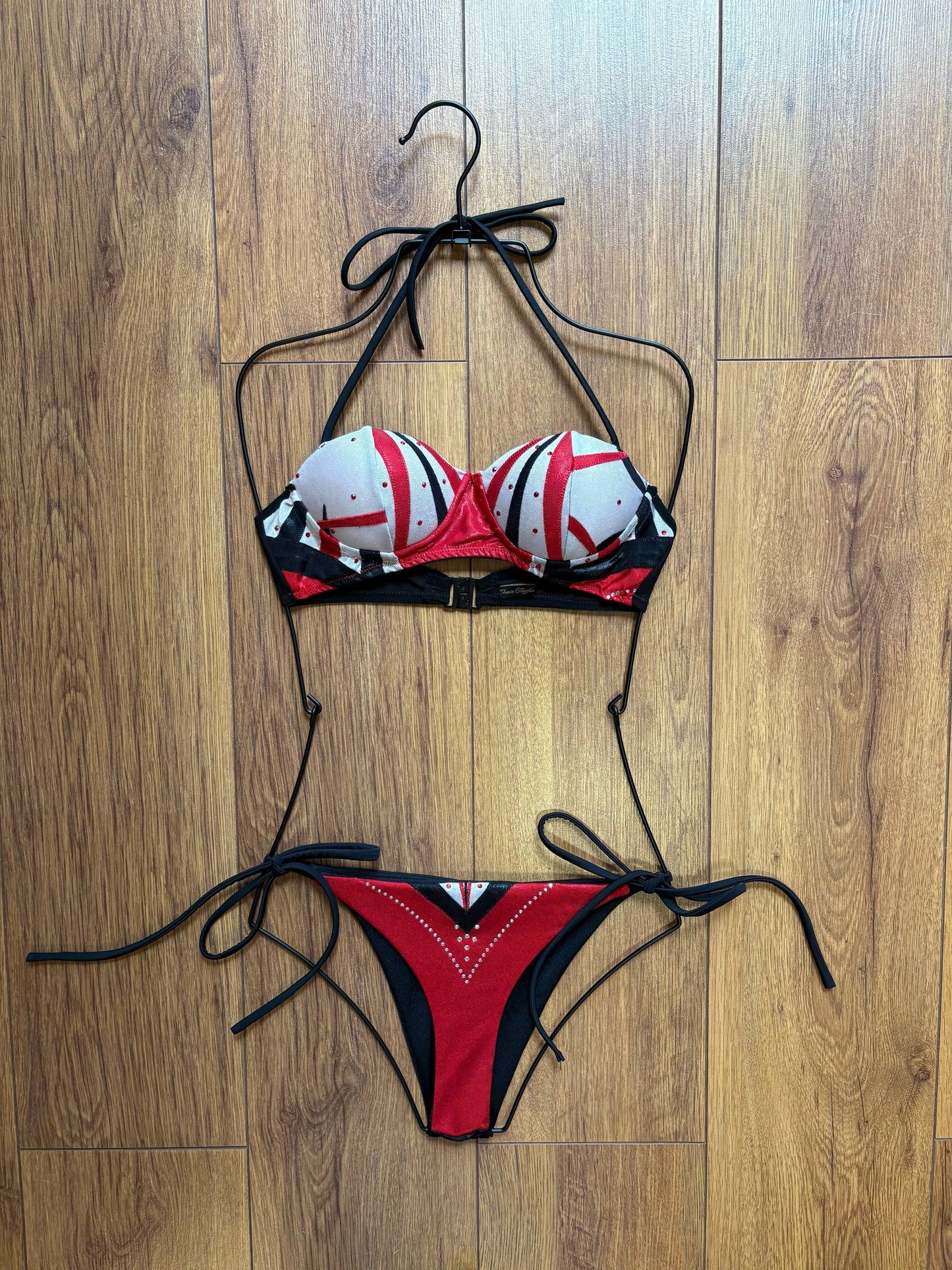 THE VEGAS BIKINI-CHIARA FAIRFAX-APOC STORE