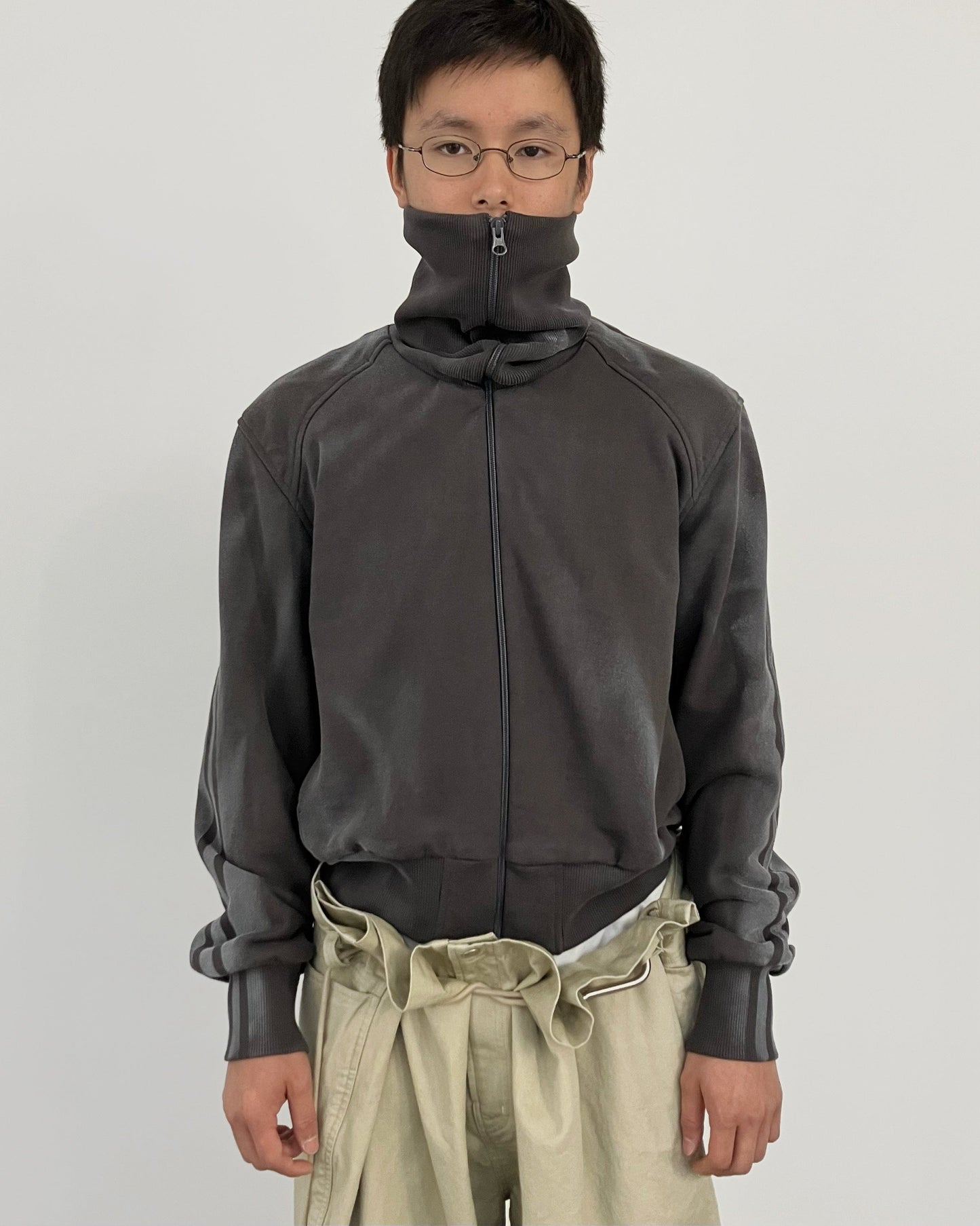 SPRAYED TRACK ZIP-UP CHARCOAL-EGNARTS-APOC STORE