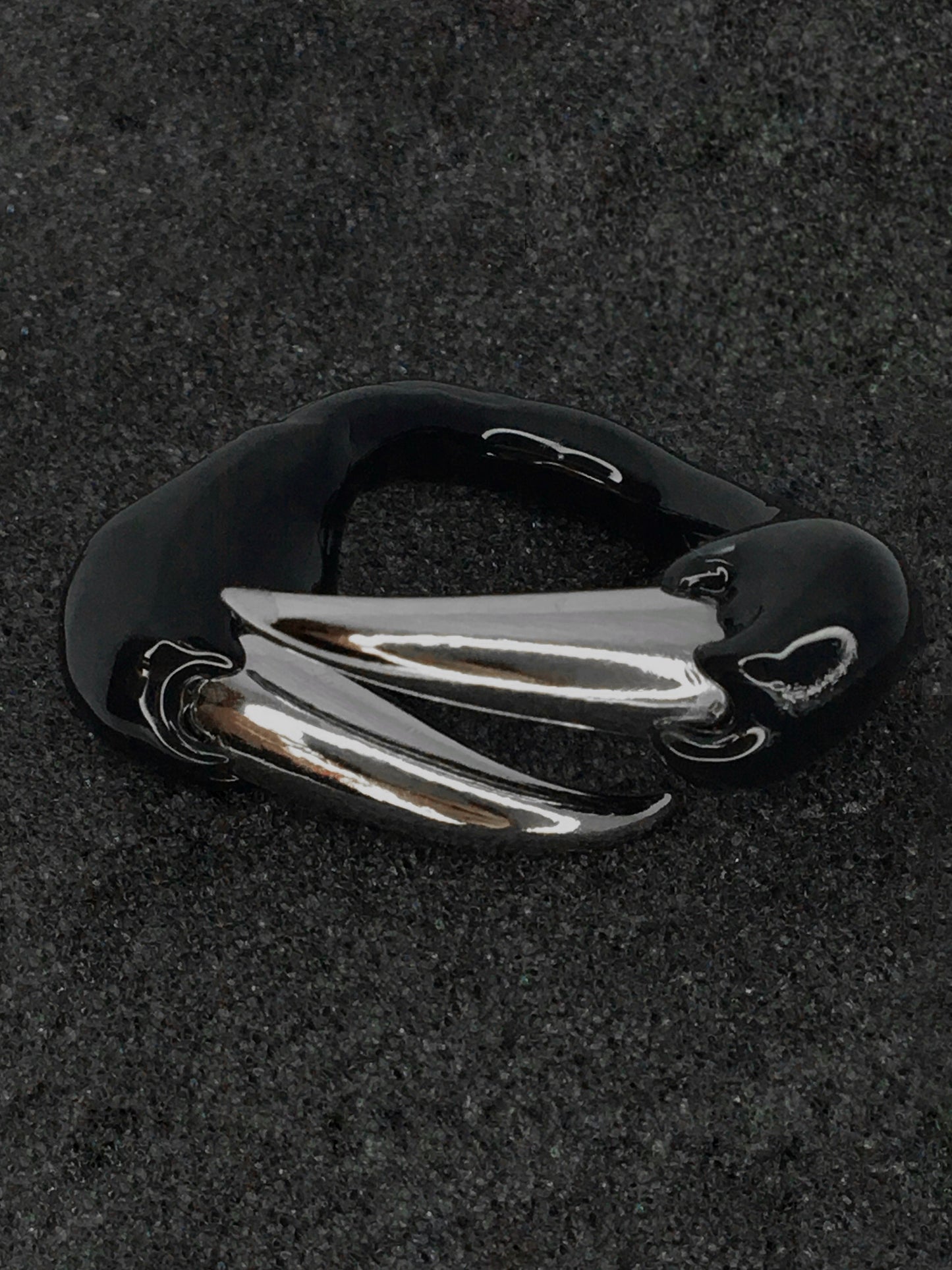 Black ring with spikes-CASPER DIY-APOC STORE