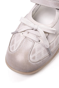 GO VACAY - Sports Mary Jane White-EMPTY BEHAVIOR-APOC STORE