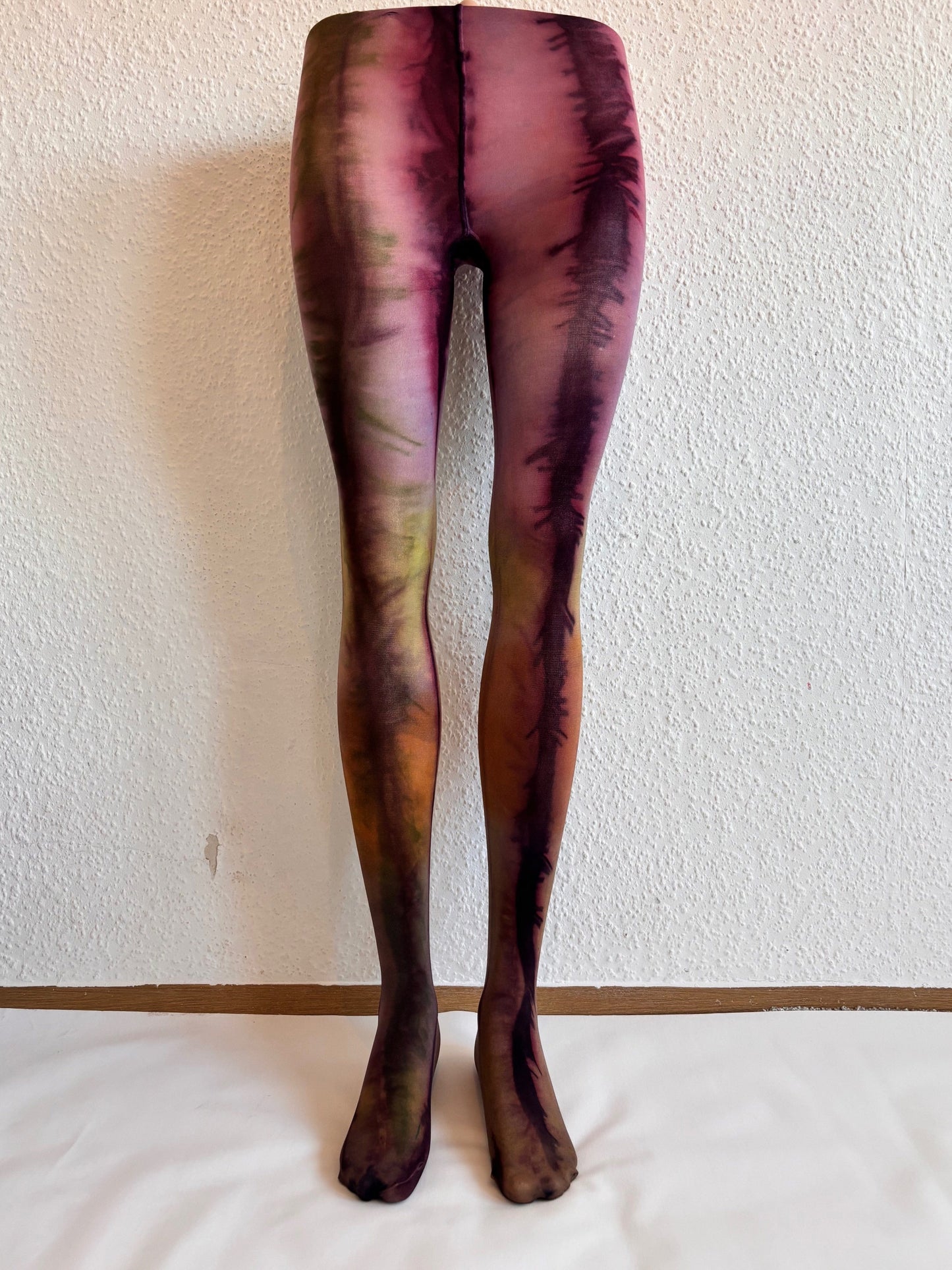 Purple line tights-Stau Heidemarie-APOC STORE