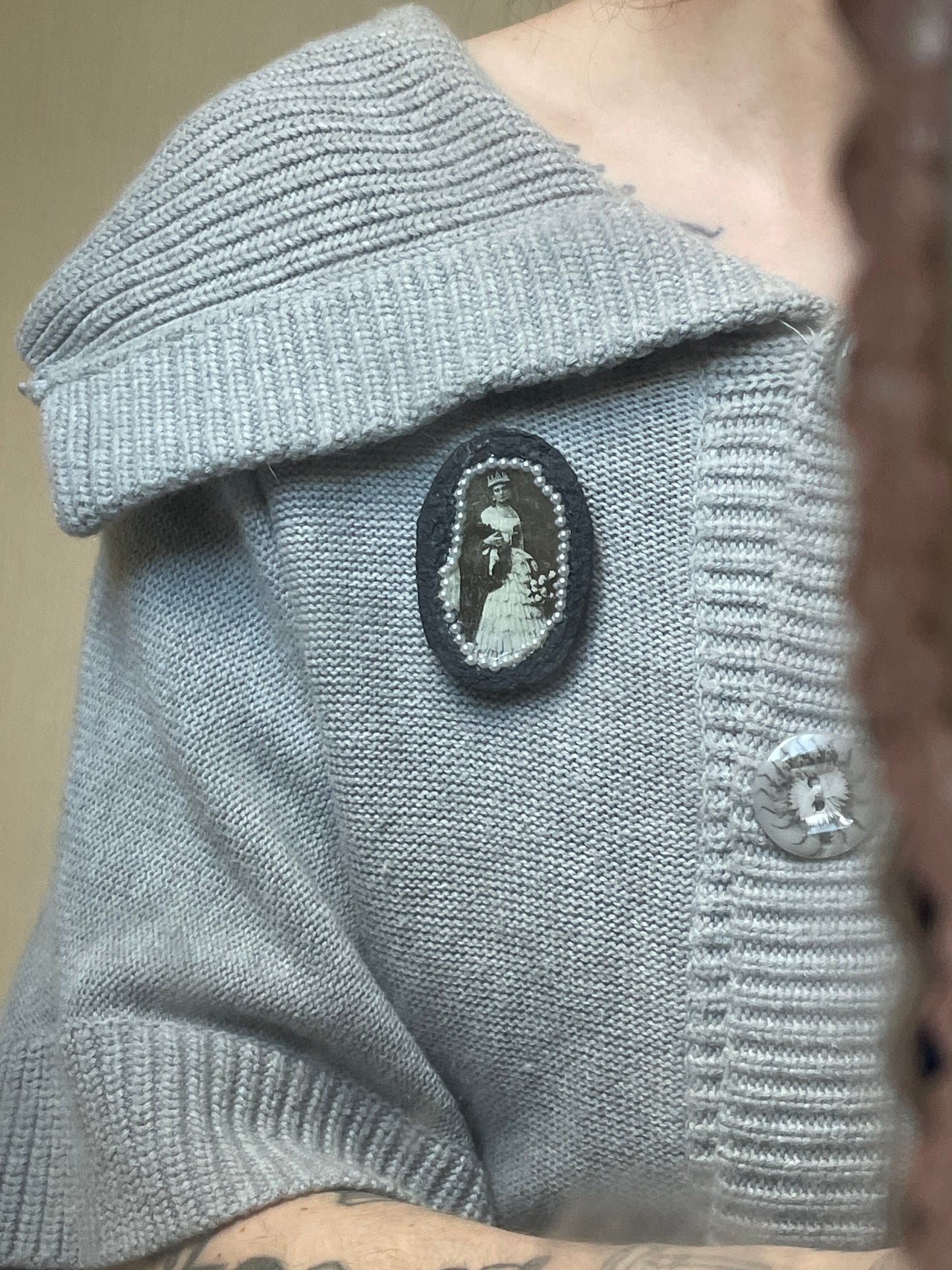 Ellen Rindom Brooch-Sisse Bjerre-APOC STORE