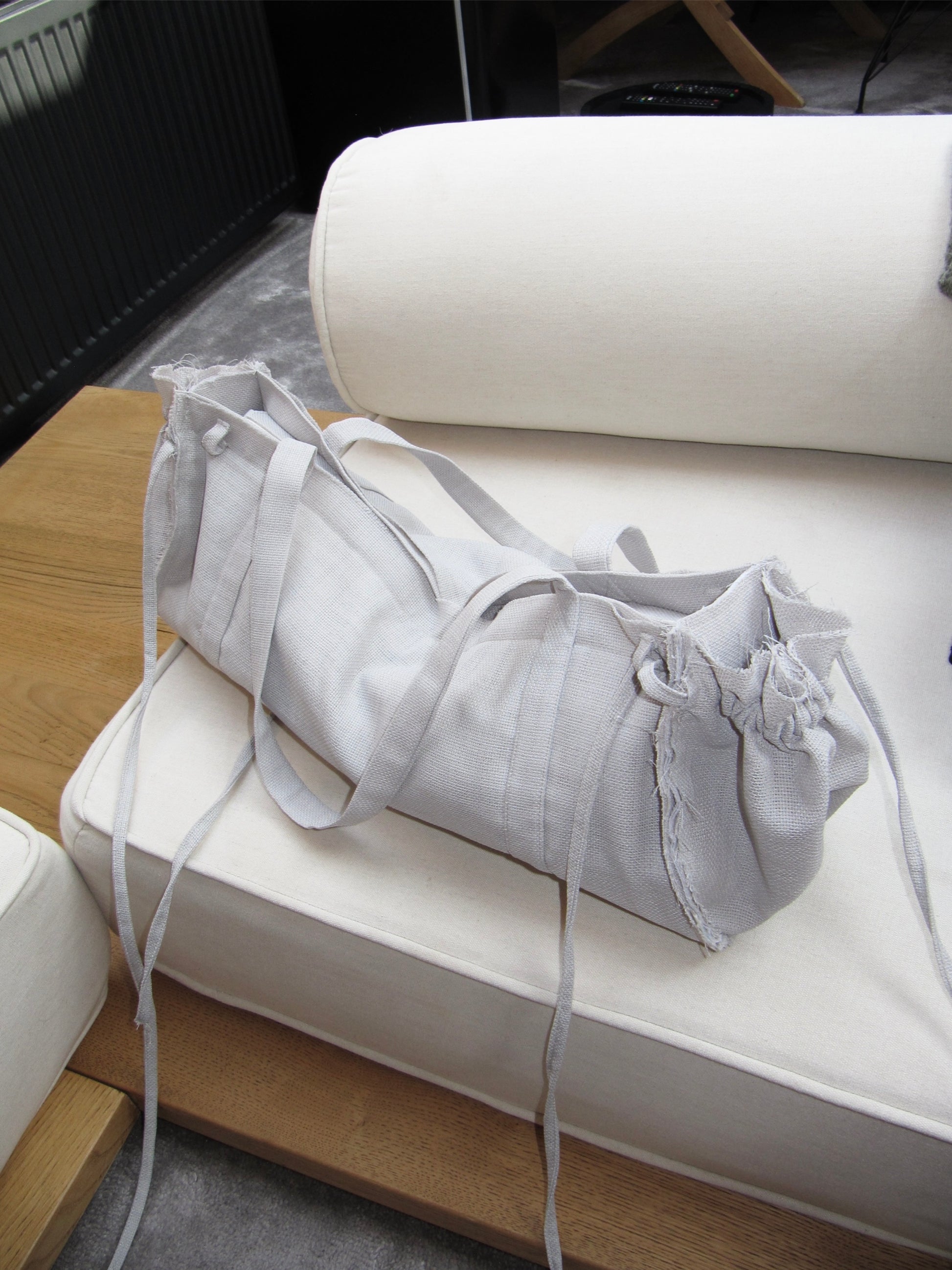 Tote “Father’s bag” in Dusty-V4K-APOC STORE