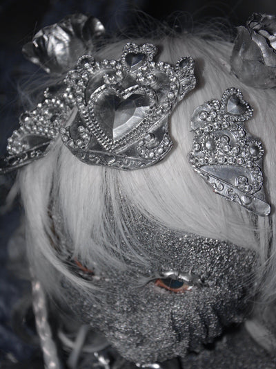 Preciosa plastica clip-Julia Bonich-APOC STORE