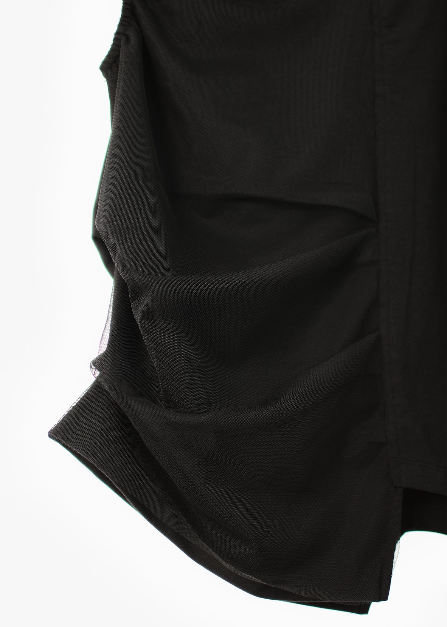 HALF SHA VEST BLACK-SAENGIN STUDIOS-APOC STORE