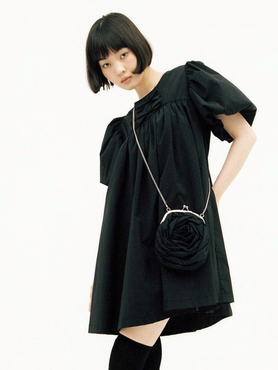 ROSE DISCORD CHAIN BAG BLACK-SAENGIN STUDIOS-APOC STORE